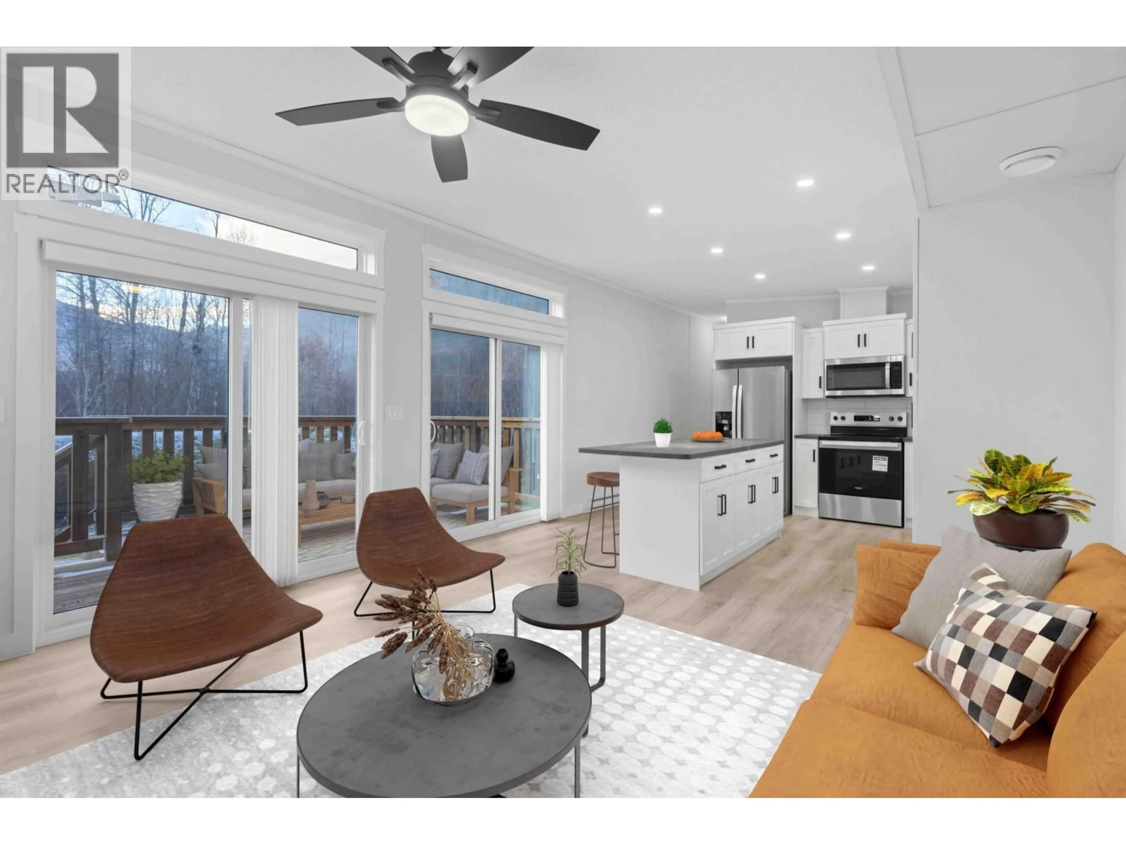 Open concept kitchen, unknown for 58 7370 99 HIGHWAY, Pemberton British Columbia V0N2L1