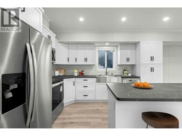 58 7370 99 HIGHWAY, Pemberton 5
