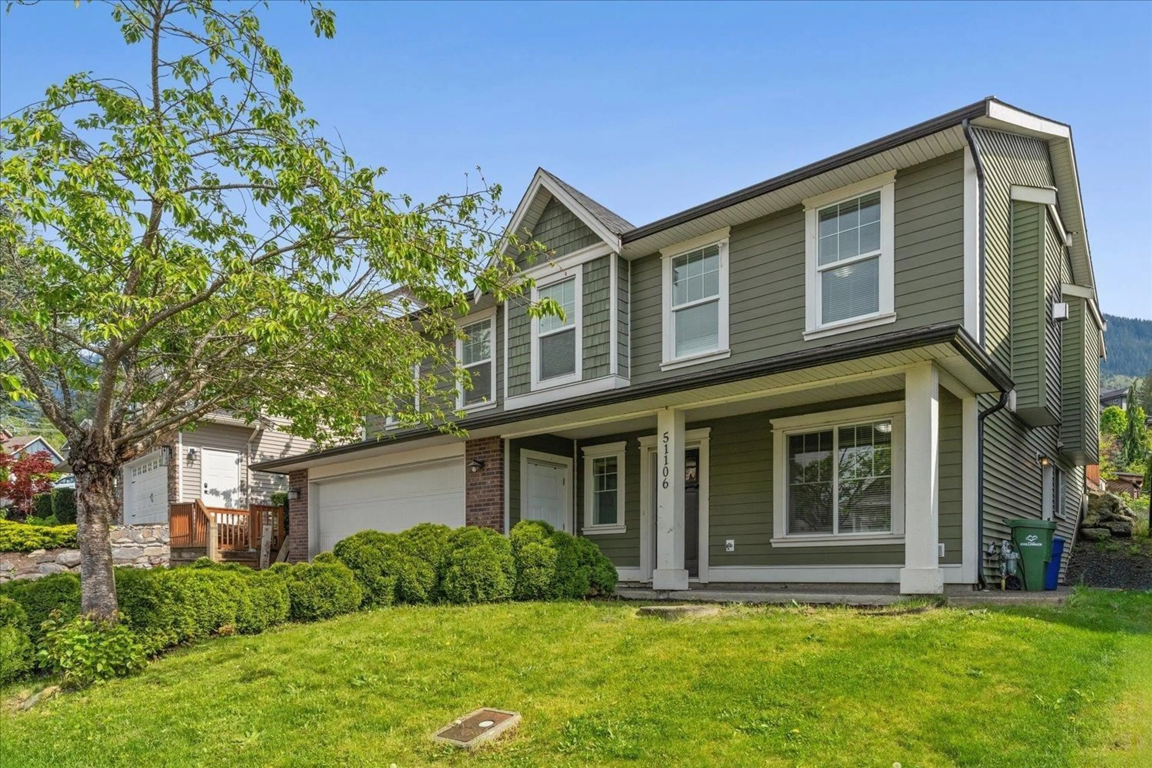 Home with vinyl exterior material, street for 51106 SOPHIE CRESCENT, Chilliwack British Columbia V4Z0C1