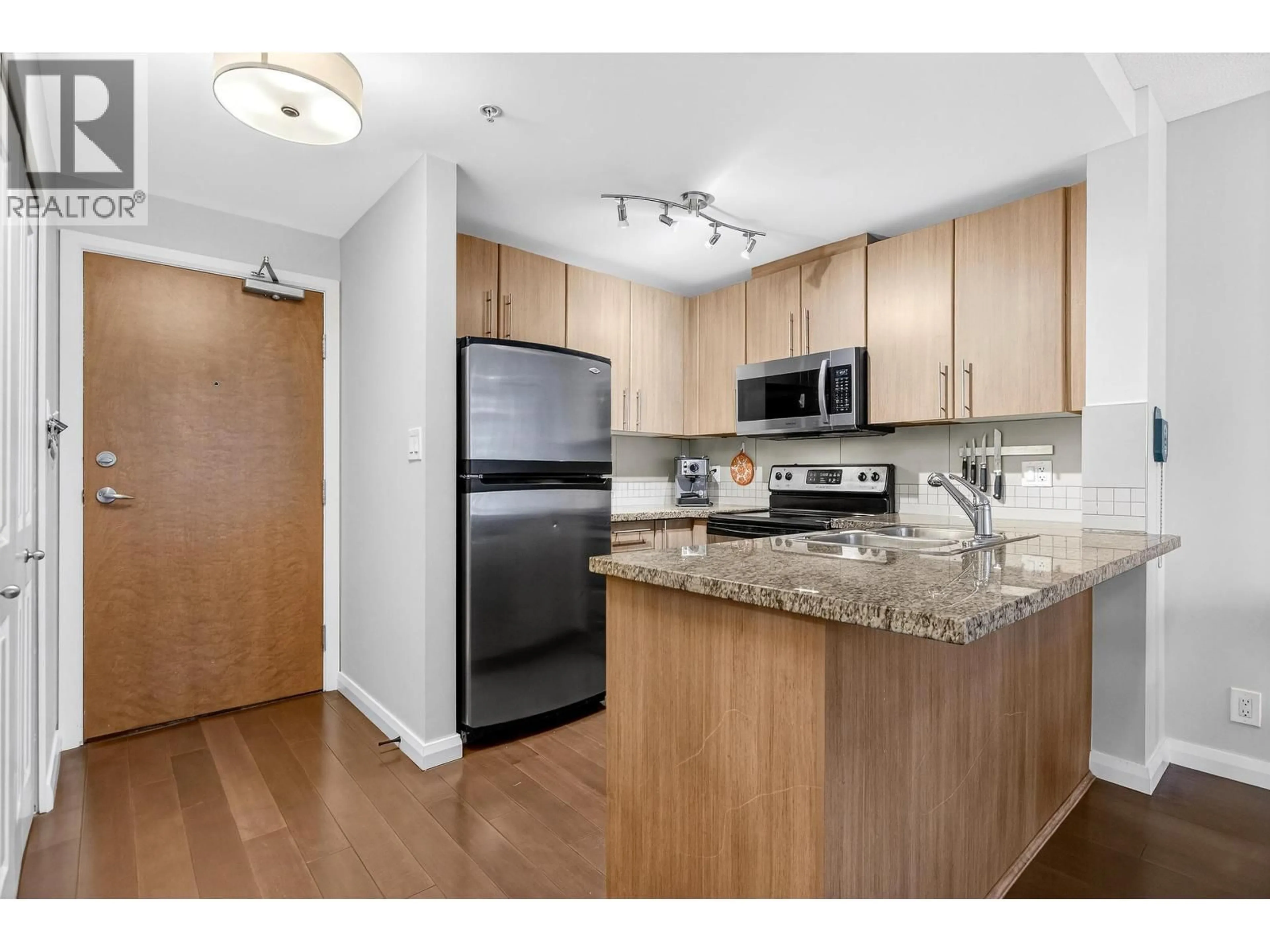 Standard kitchen, unknown for 2503 - 892 CARNARVON STREET, New Westminster British Columbia V3M0C5