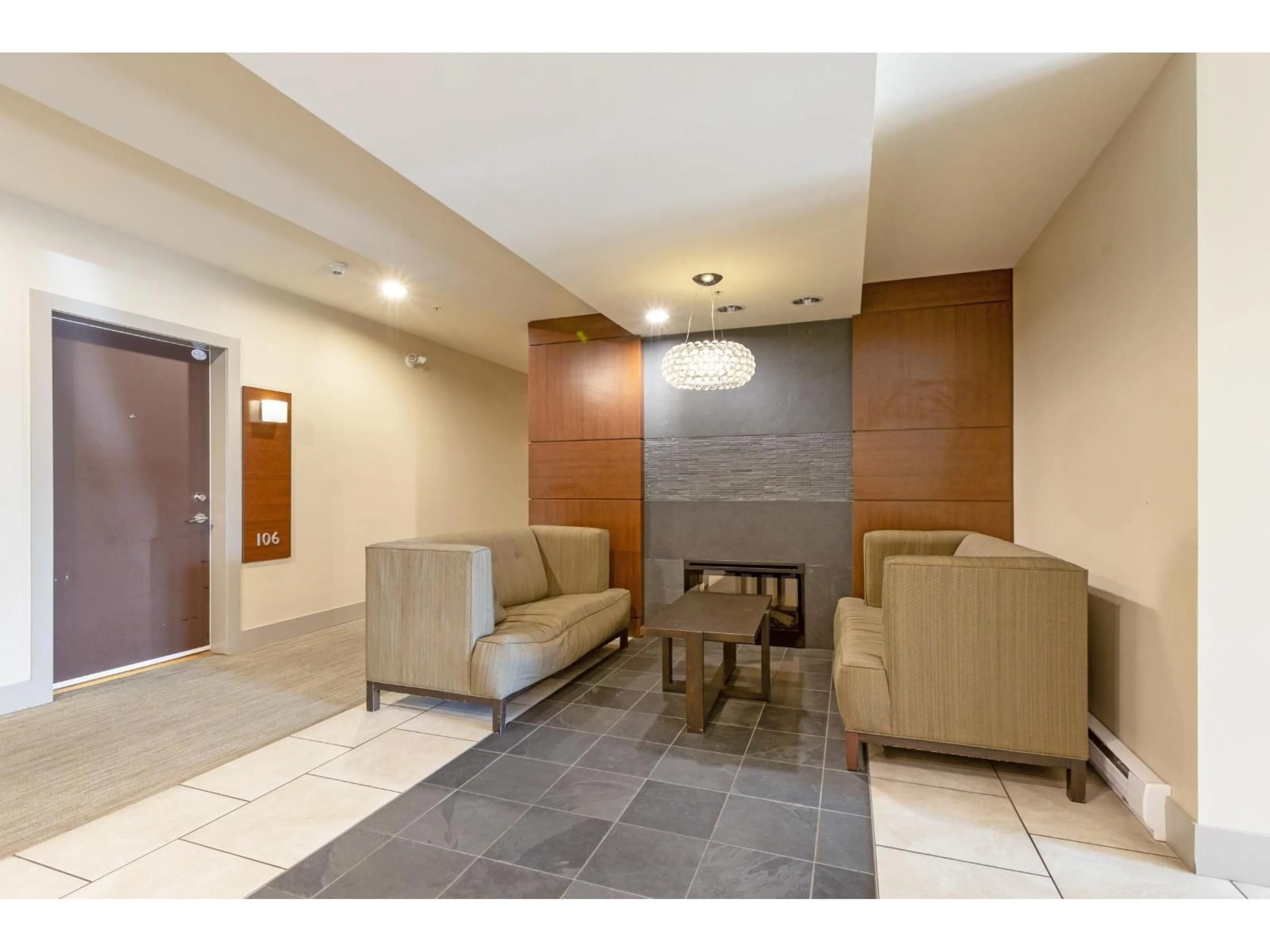 Lobby for 311 - 6420 194 STREET, Surrey British Columbia V4N6J7