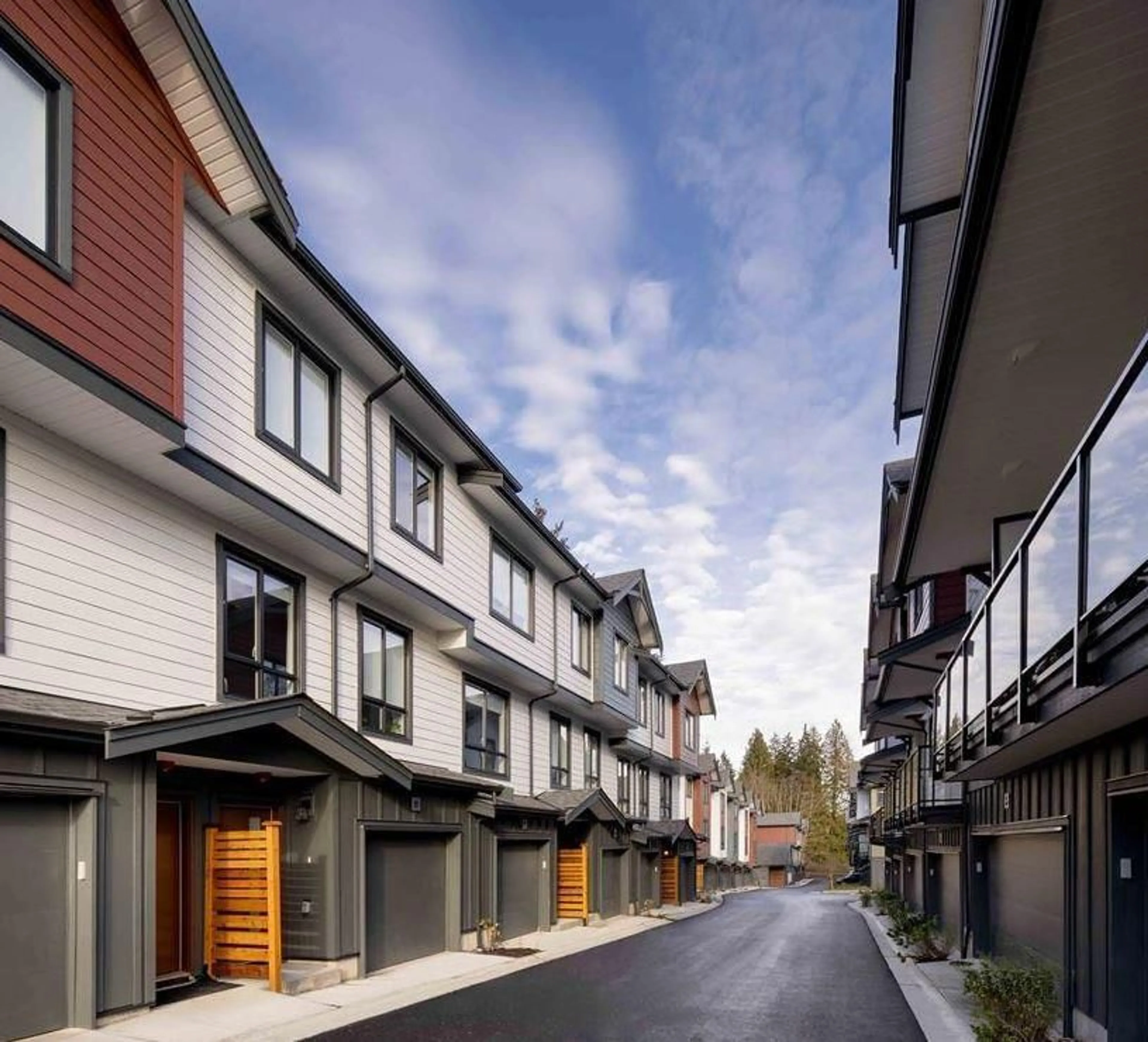 Unknown for 28 - 10527 155 STREET, Surrey British Columbia V3R0S1