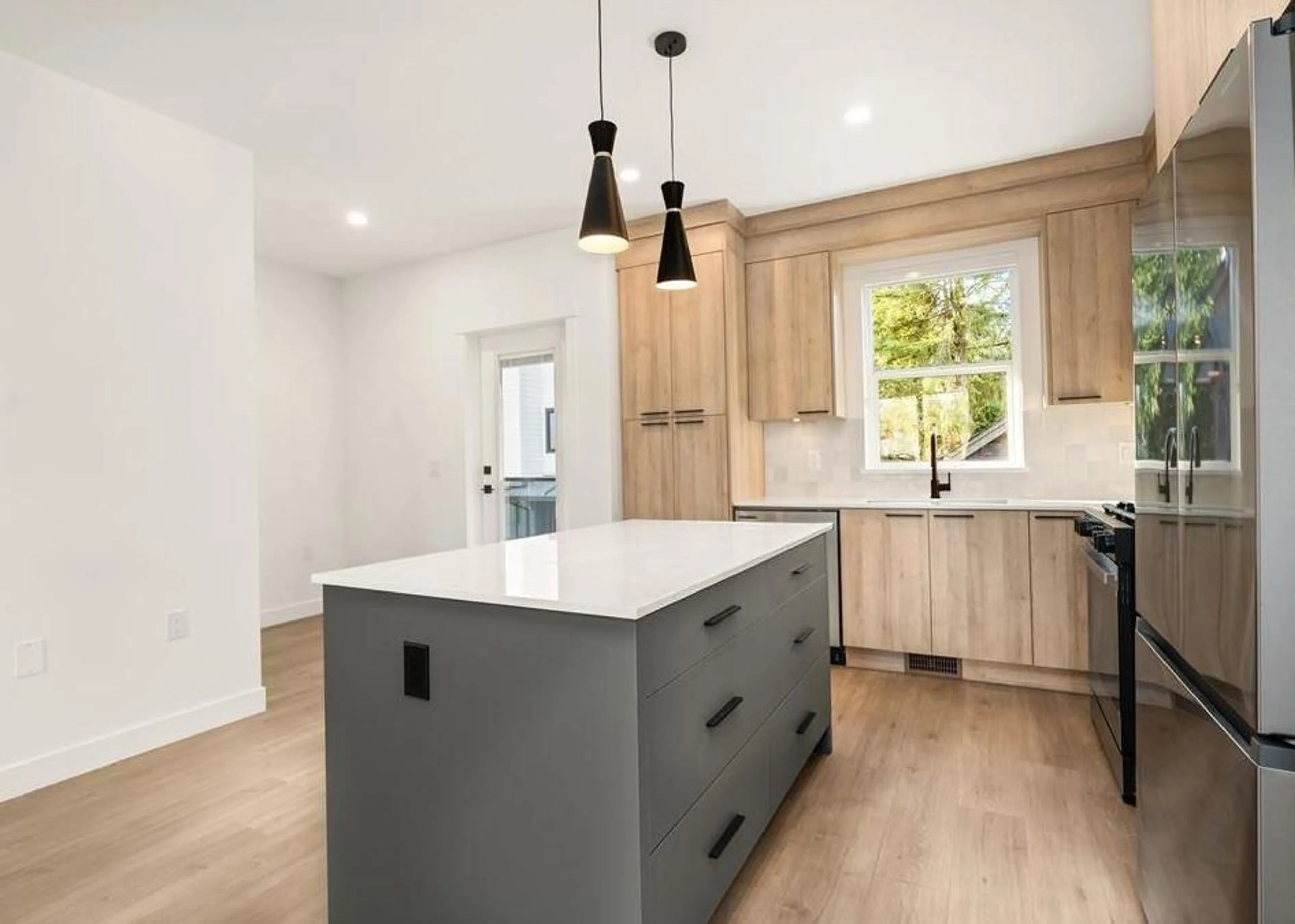 Open concept kitchen, unknown for 28 - 10527 155 STREET, Surrey British Columbia V3R0S1