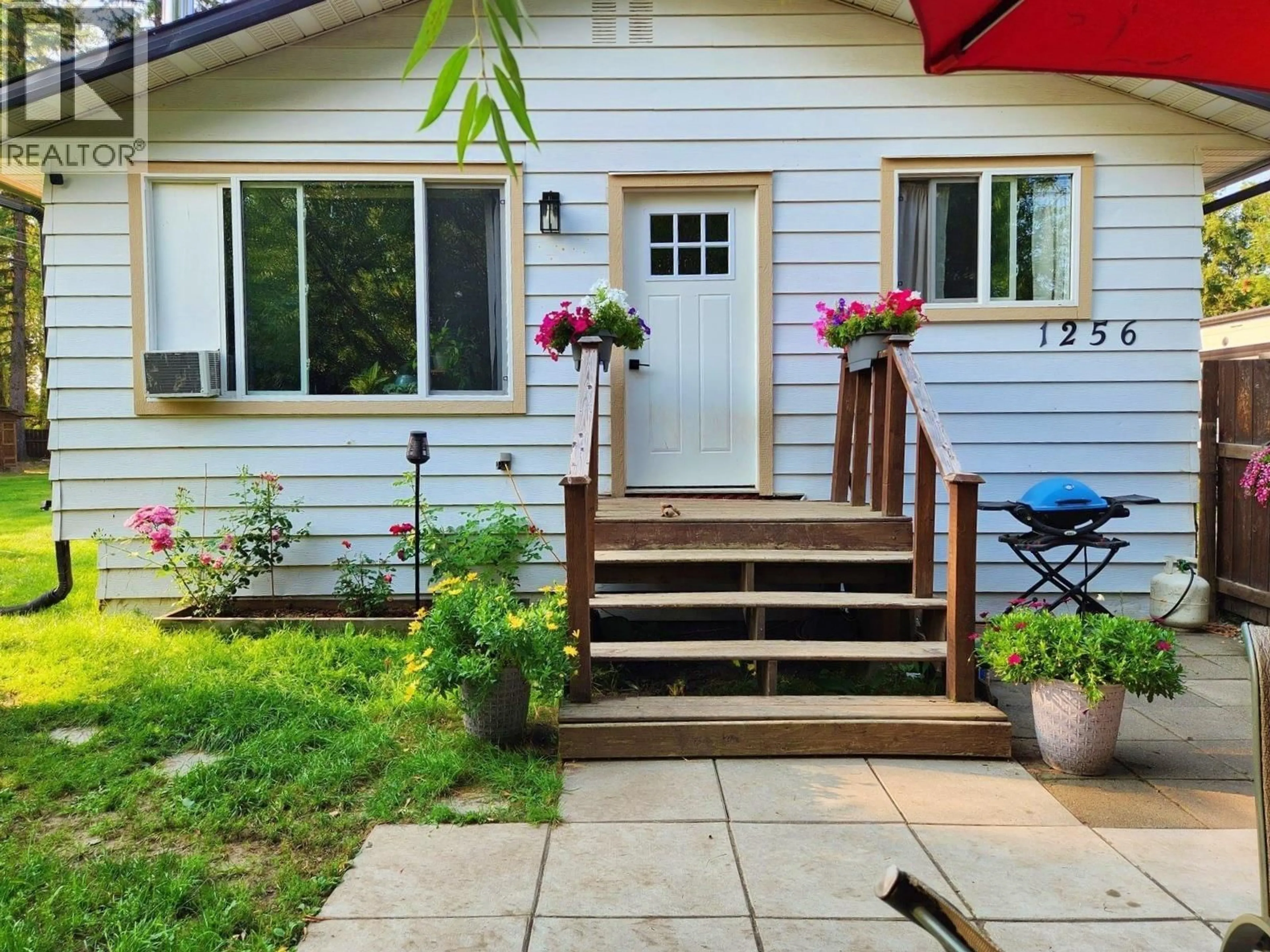 Patio, street for 1256 MAPLE DRIVE, Quesnel British Columbia V2J3Z9