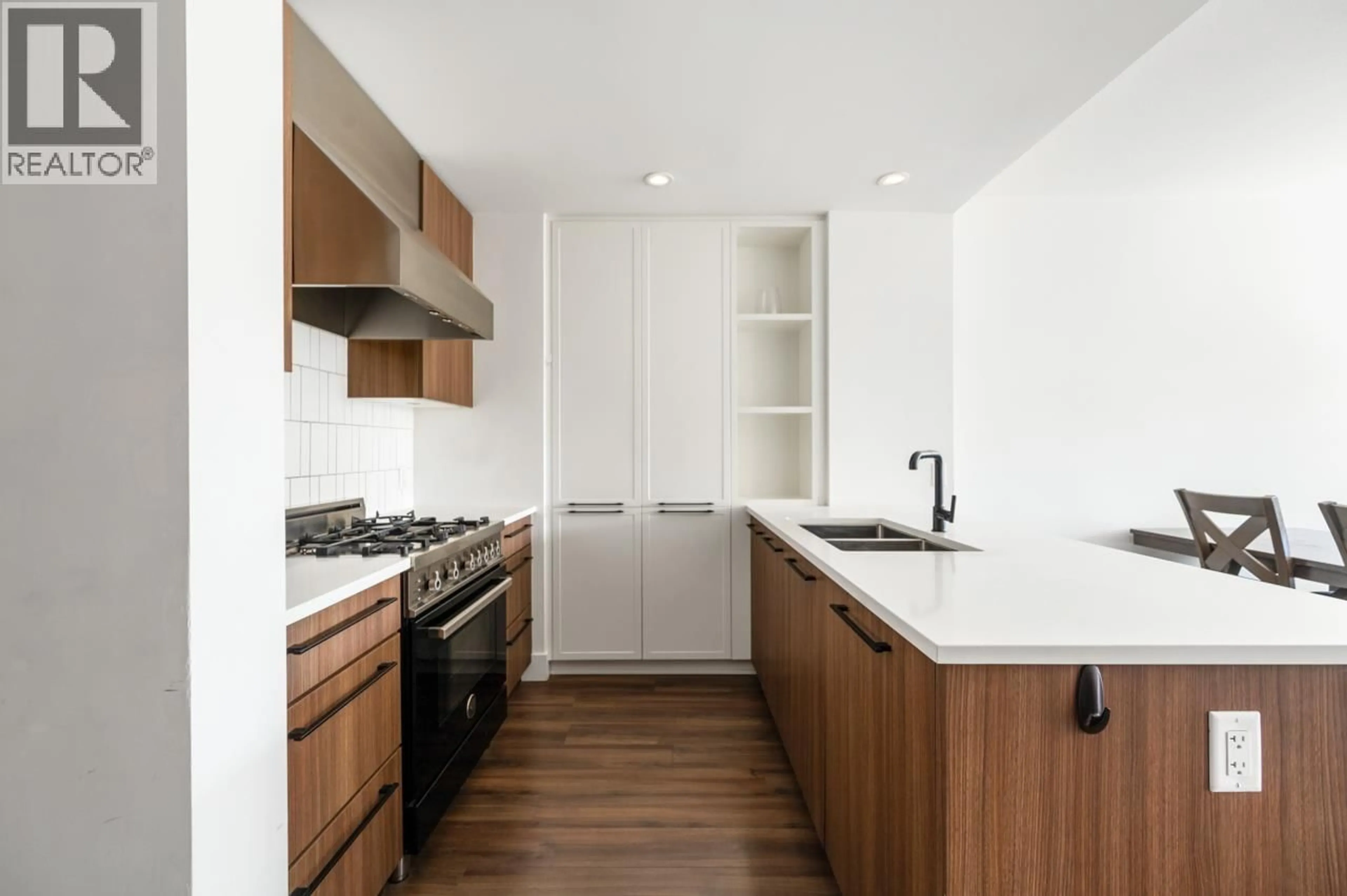 Unknown for 205 - 6933 CAMBIE STREET, Vancouver British Columbia V6P0J1