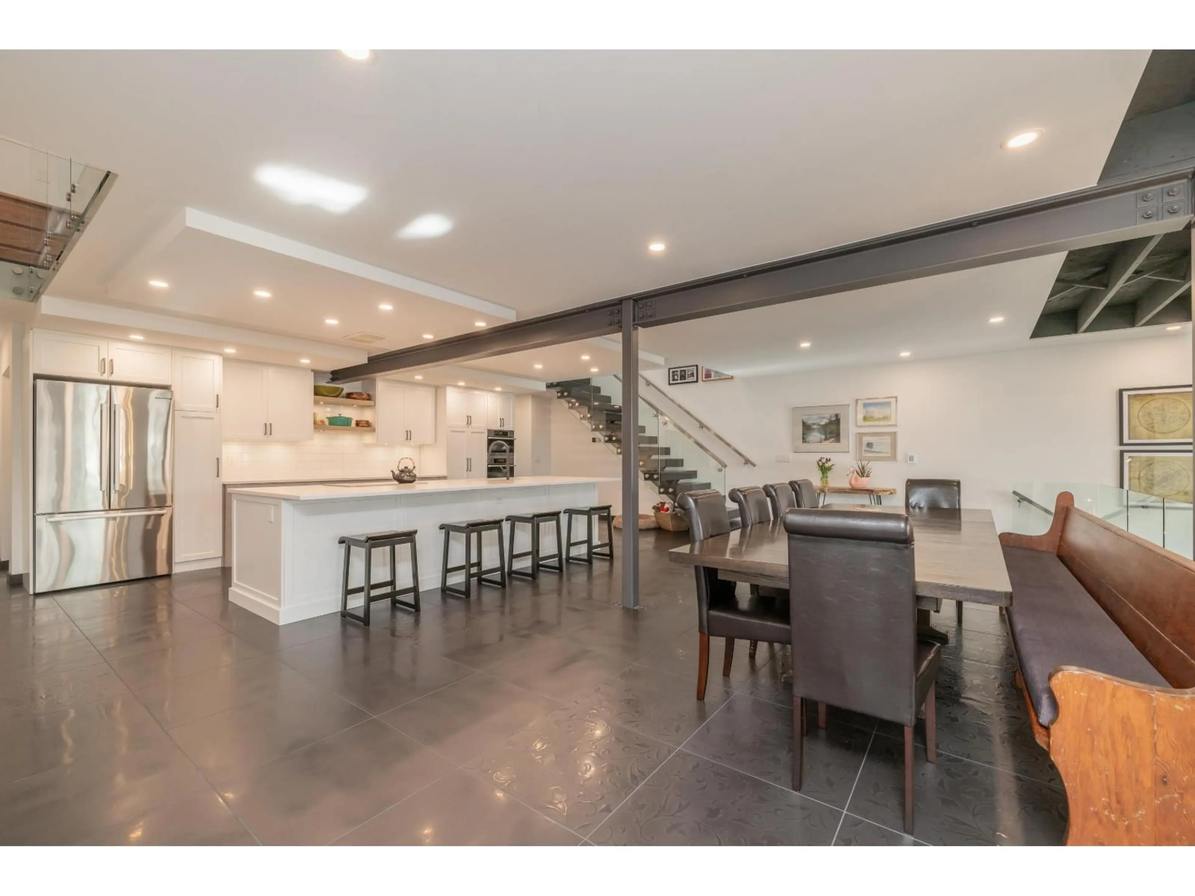 Open concept kitchen, unknown for 7 - 15161 PROSPECT AVENUE, White Rock British Columbia V4B2B8