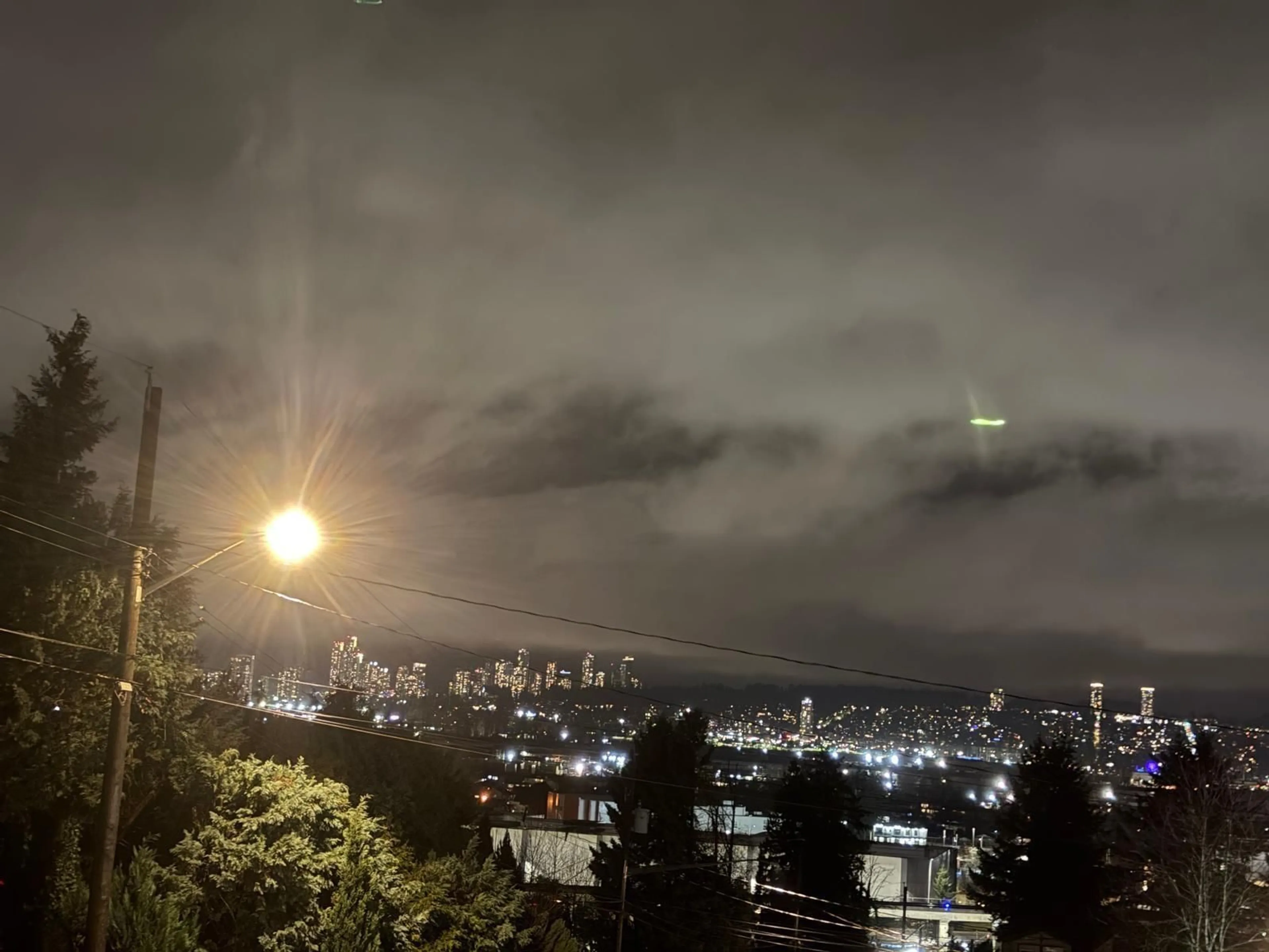 Blurry image for 11019 129 STREET, Surrey British Columbia V3T3J3