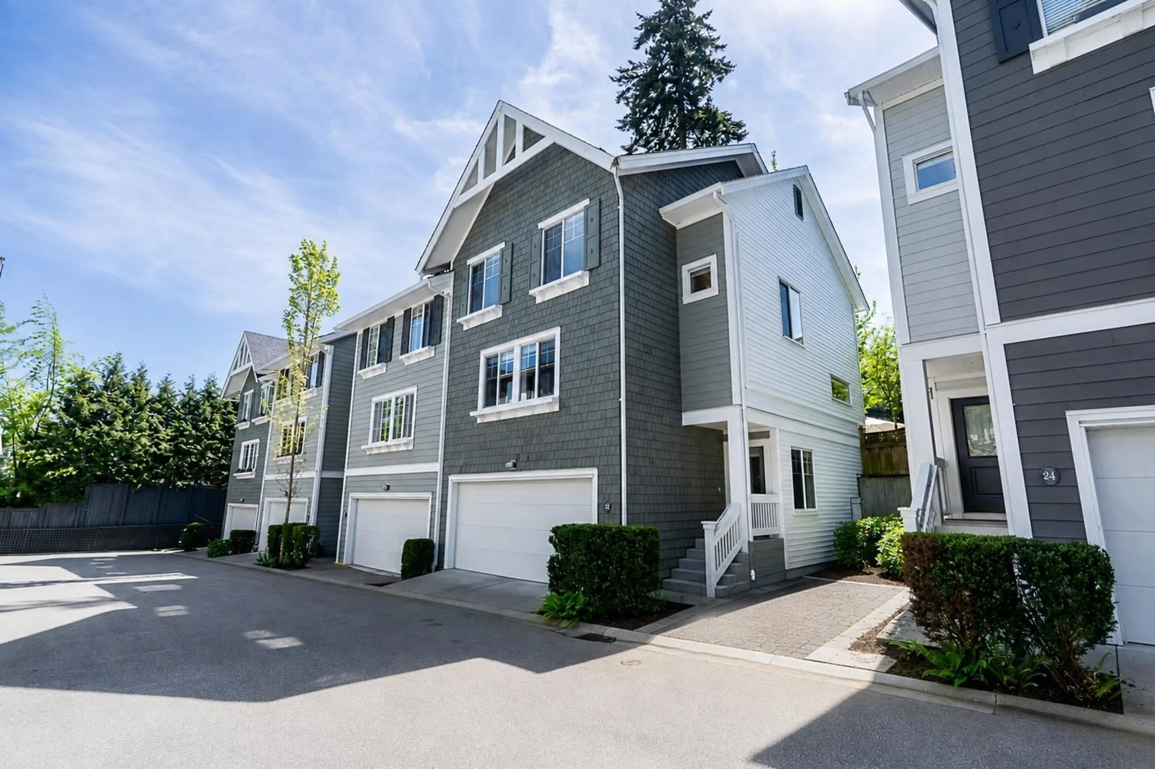 Home with vinyl exterior material, street for 32 - 15128 24 AVENUE, Surrey British Columbia V4A2H8