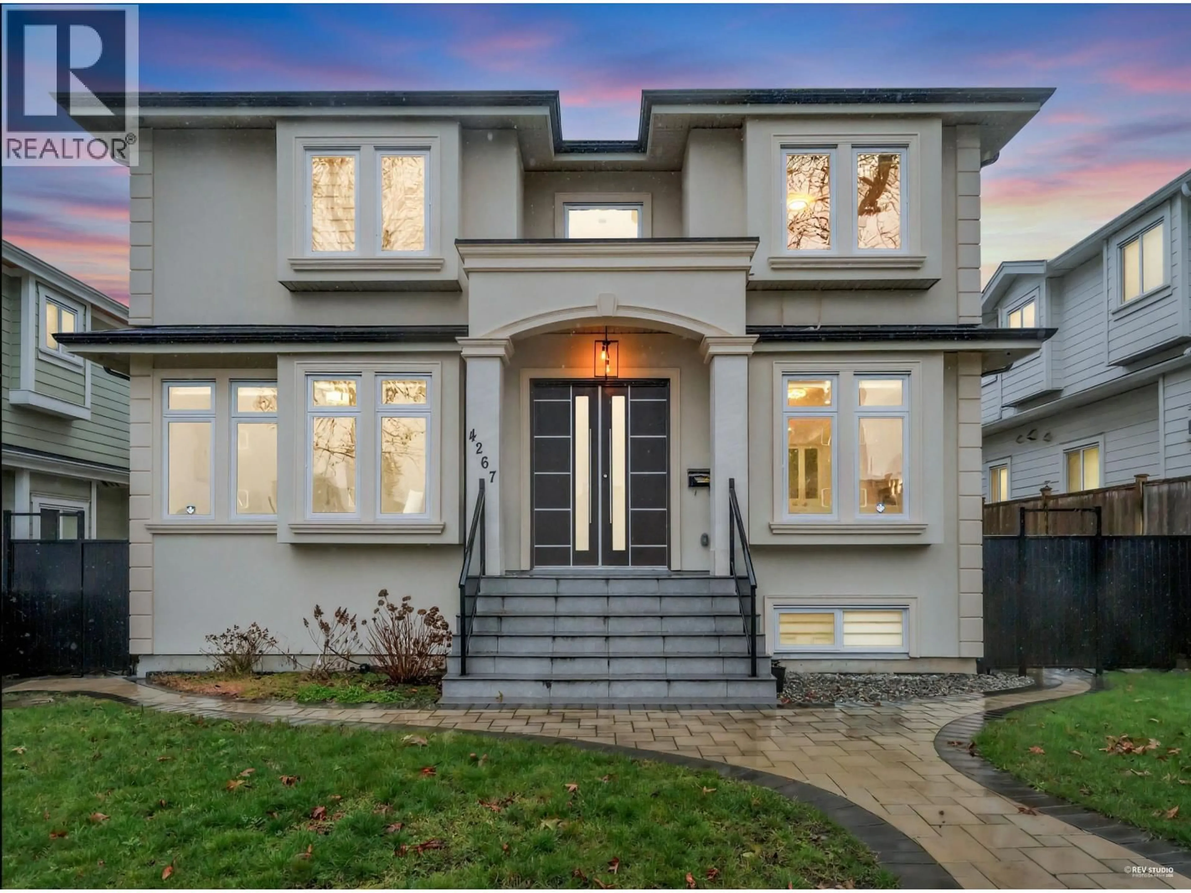 Home with brick exterior material, street for 4267 PARKER STREET, Burnaby British Columbia V5C3C4