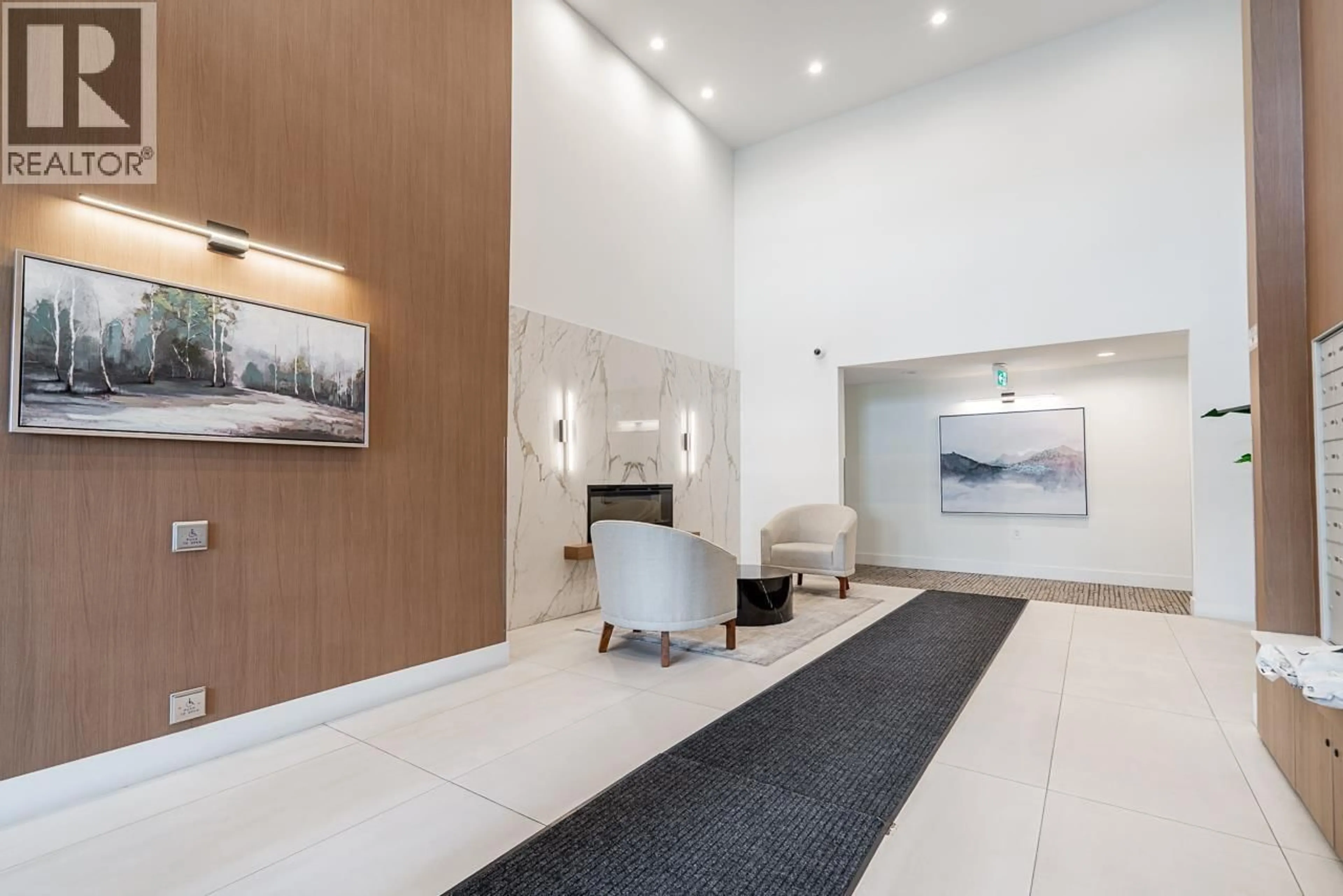 Lobby for 207 - 7599 15TH STREET, Burnaby British Columbia V3N0H9
