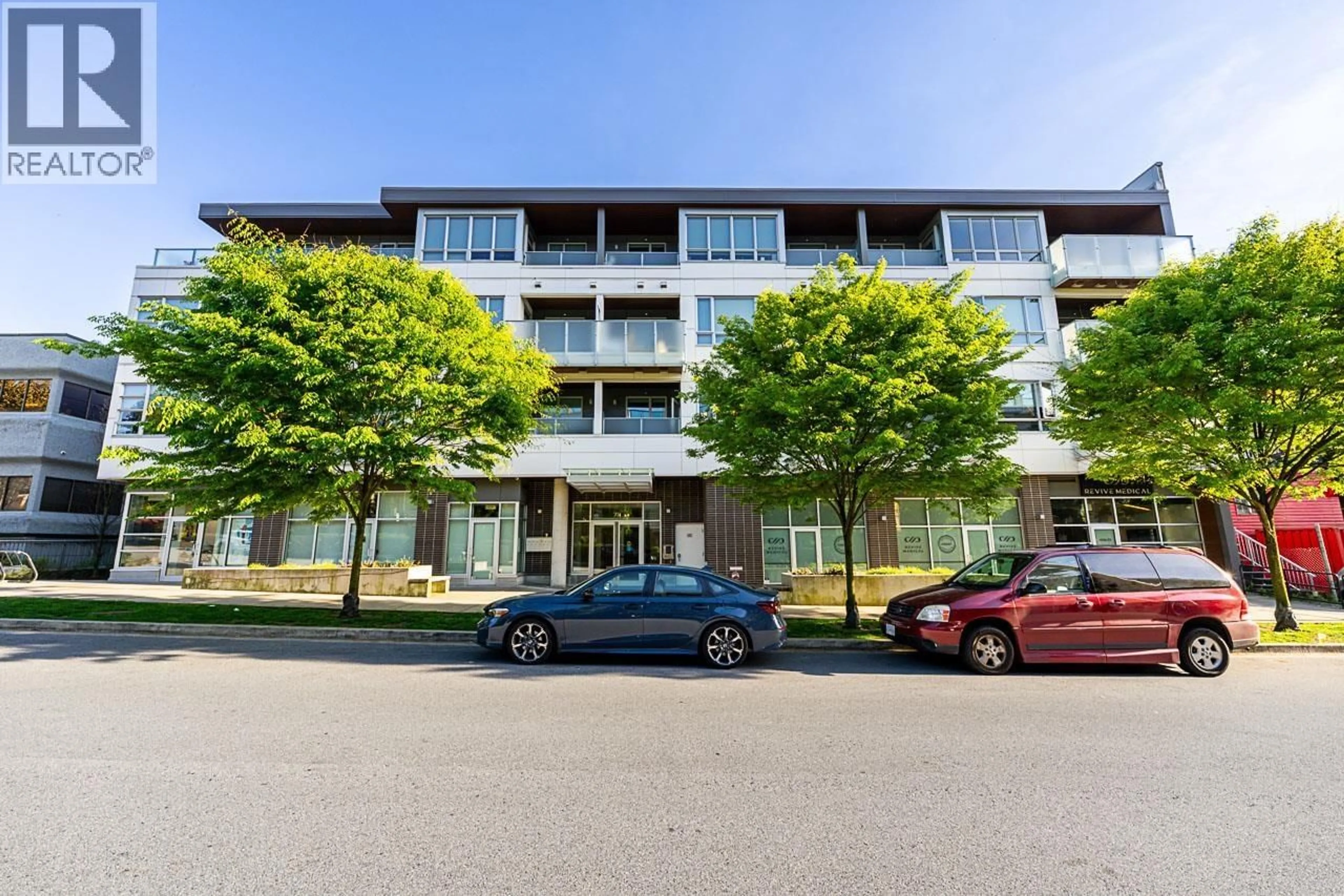 Unknown for 204 - 711 14TH STREET, North Vancouver British Columbia V7M3E8