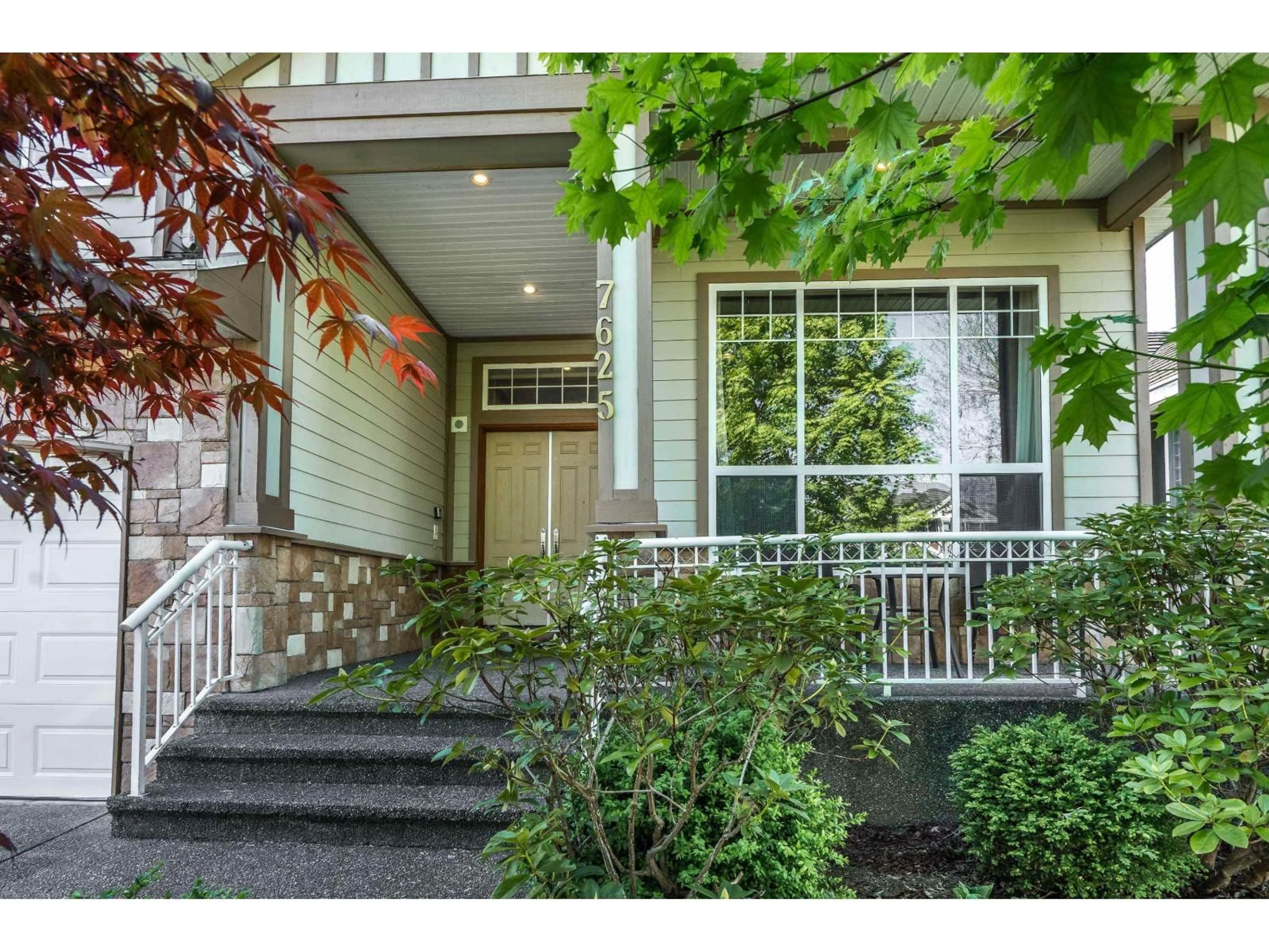 Unknown for 7625 151A STREET, Surrey British Columbia V3S5P1