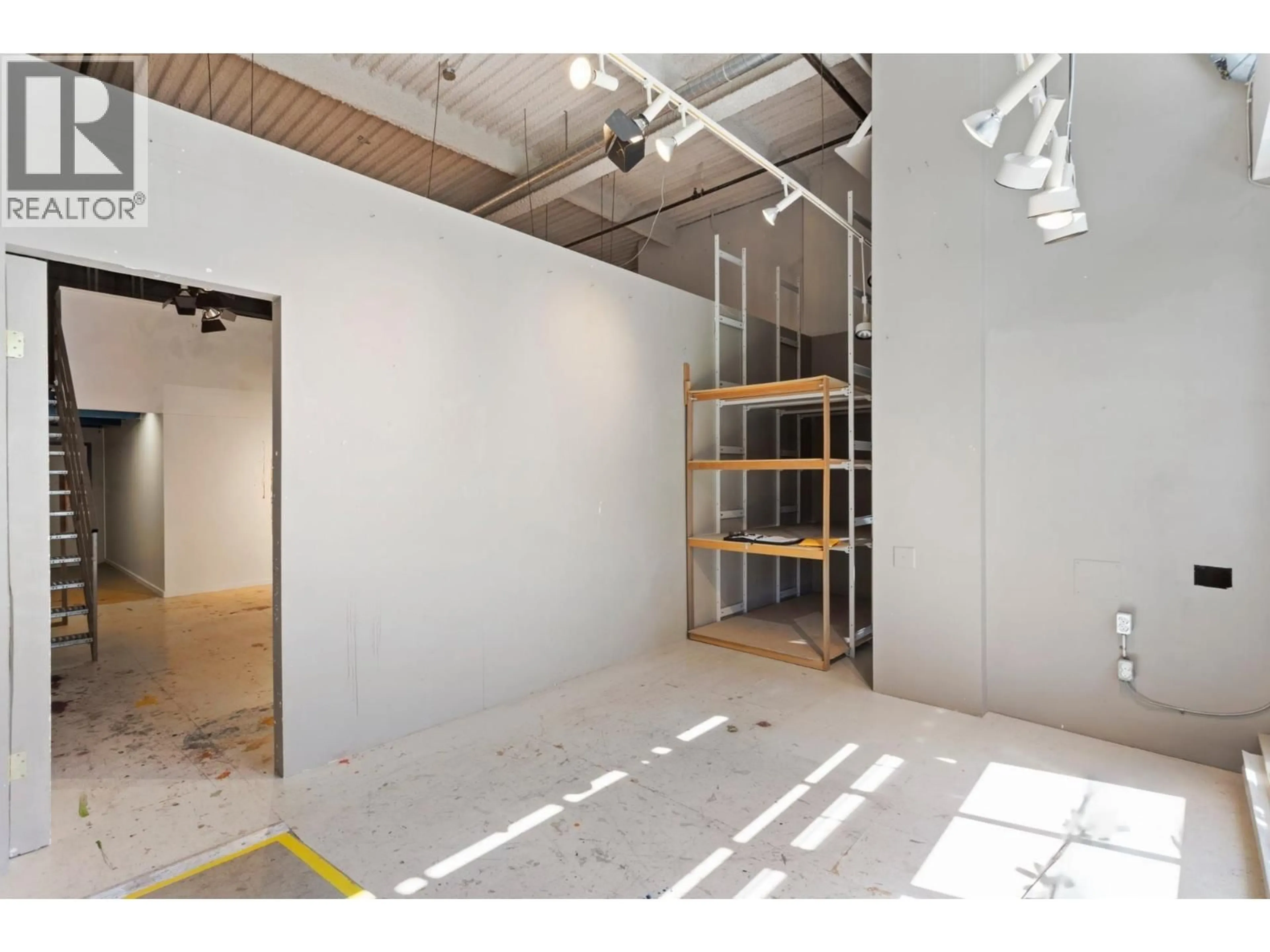 Storage room or clothes room or walk-in closet for 106 - 237 4TH AVENUE, Vancouver British Columbia V5T4R4