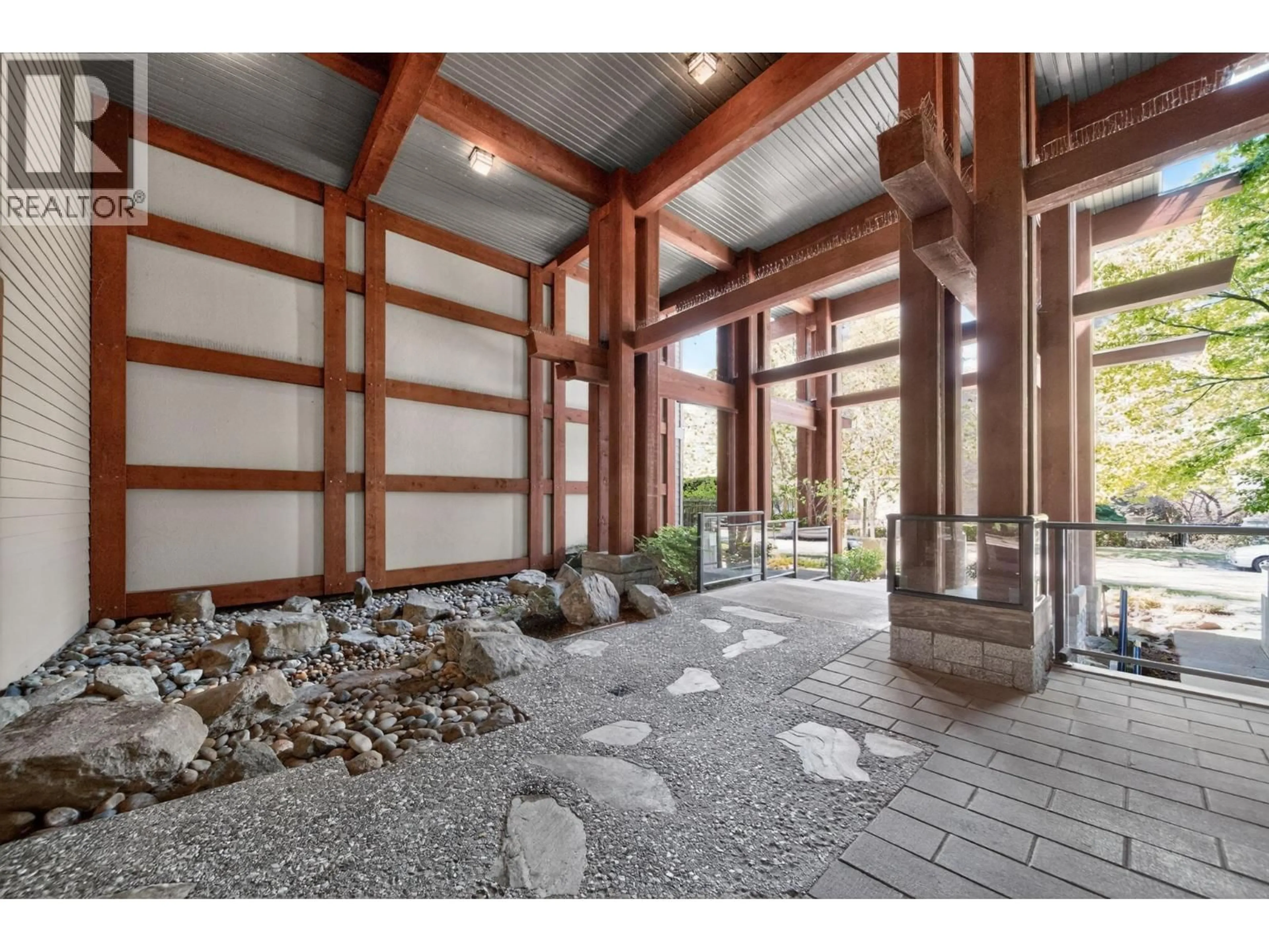 Indoor foyer for 213 - 6328 LARKIN DRIVE, Vancouver British Columbia V6T2K2