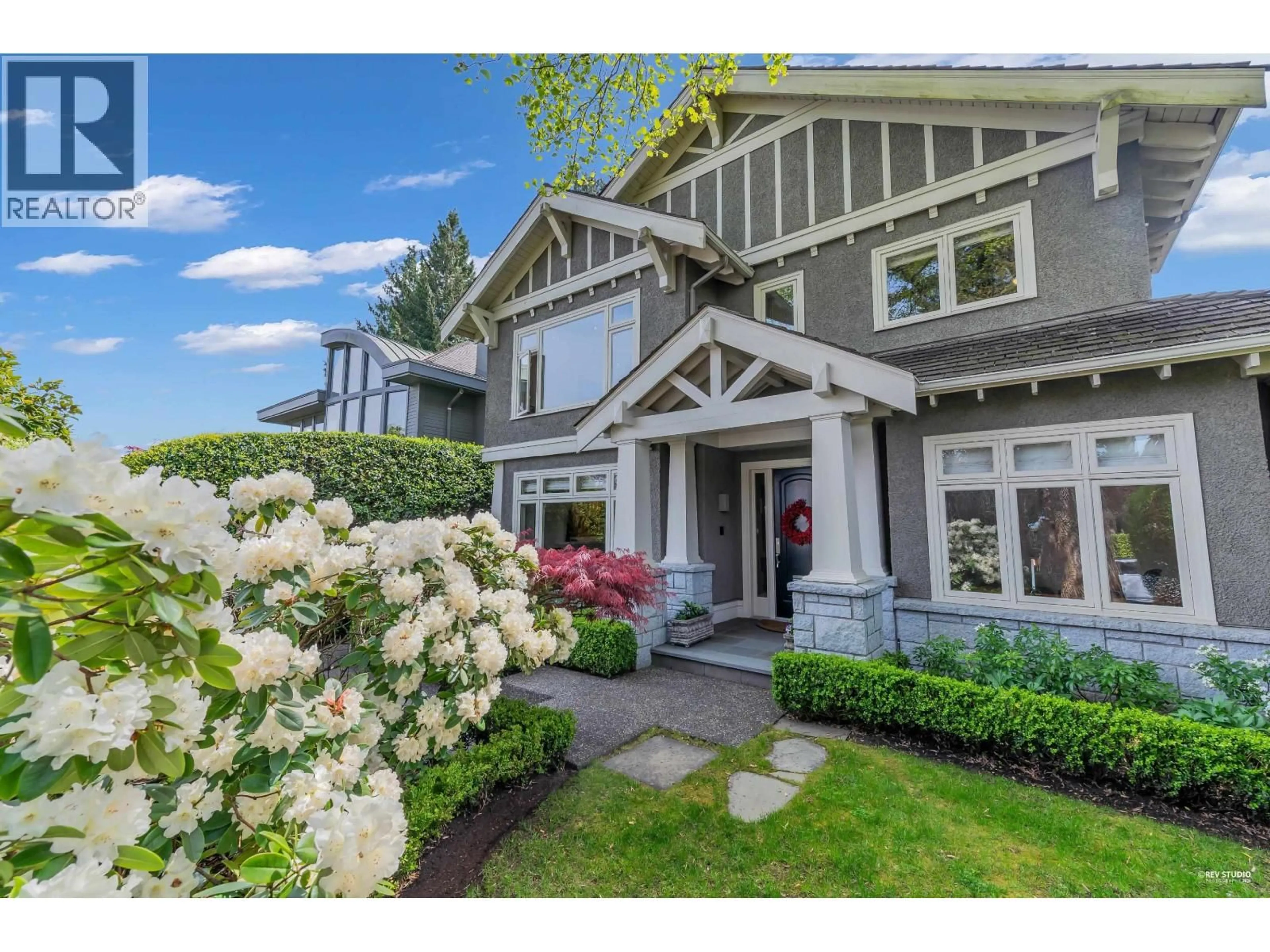Unknown for 2722 31ST AVENUE, Vancouver British Columbia V6L2A1