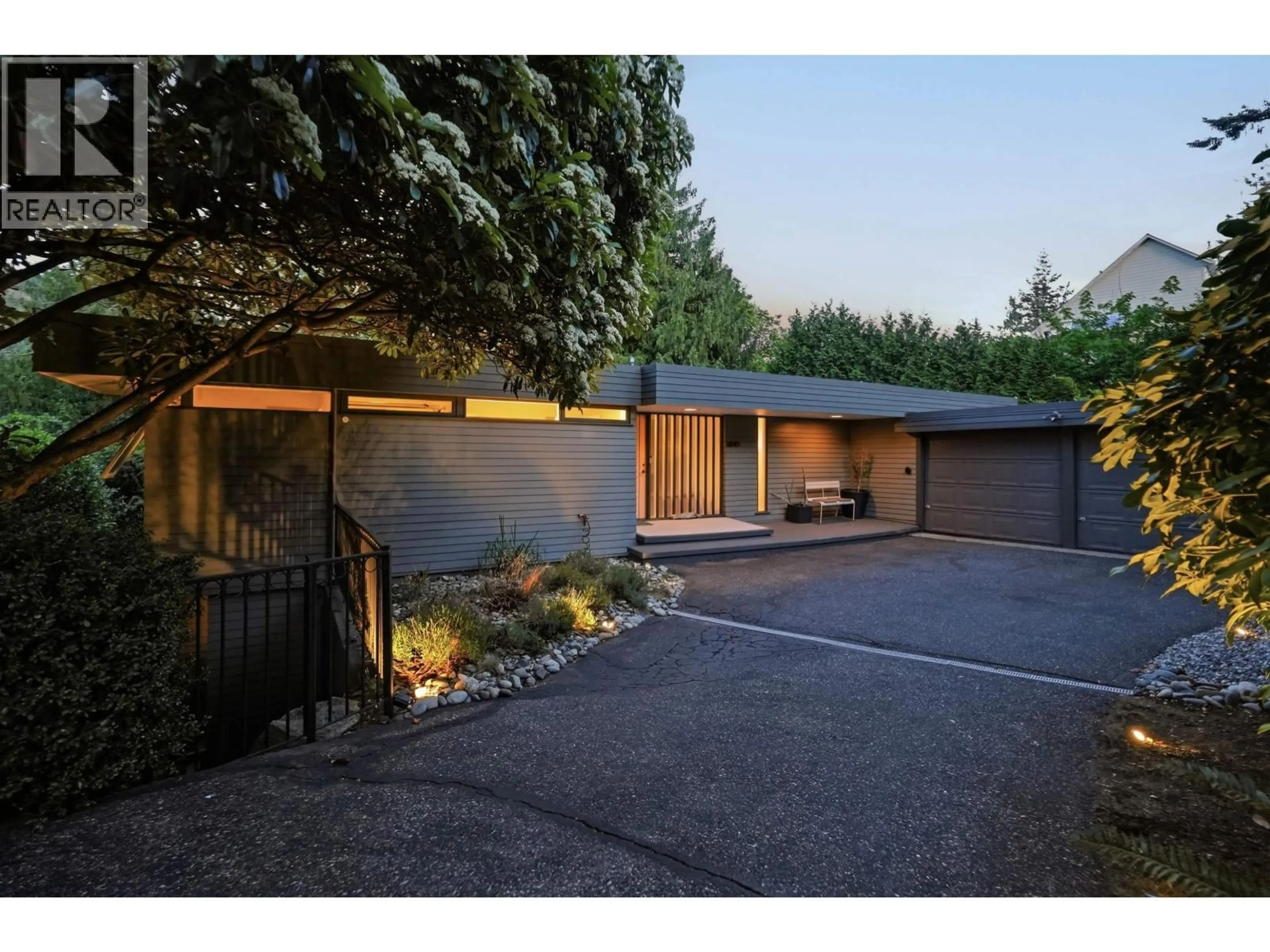 Unknown for 6240 SUMMIT AVENUE, West Vancouver British Columbia V7W1Y2