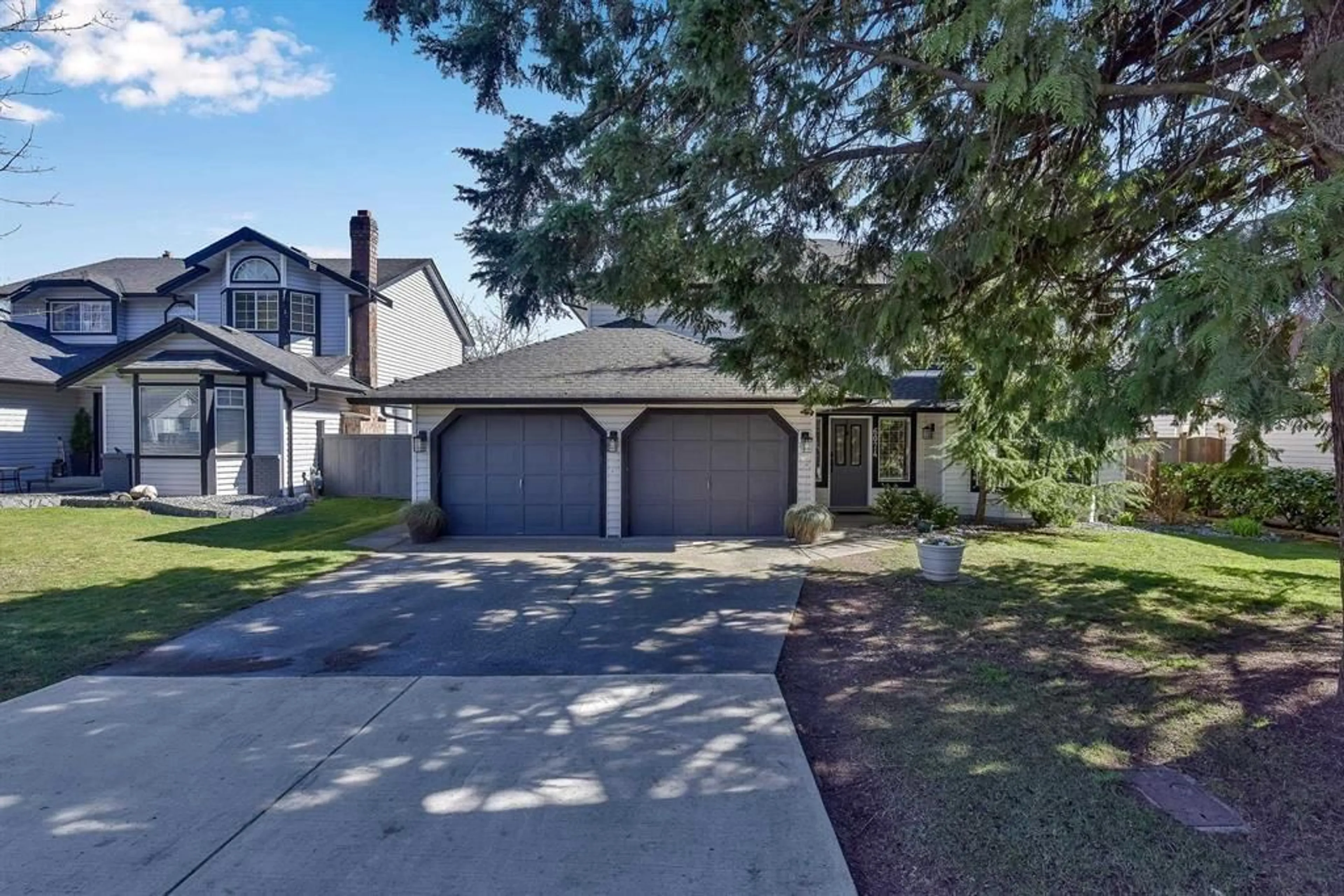 Unknown for 6074 188 STREET, Surrey British Columbia V3S7V9