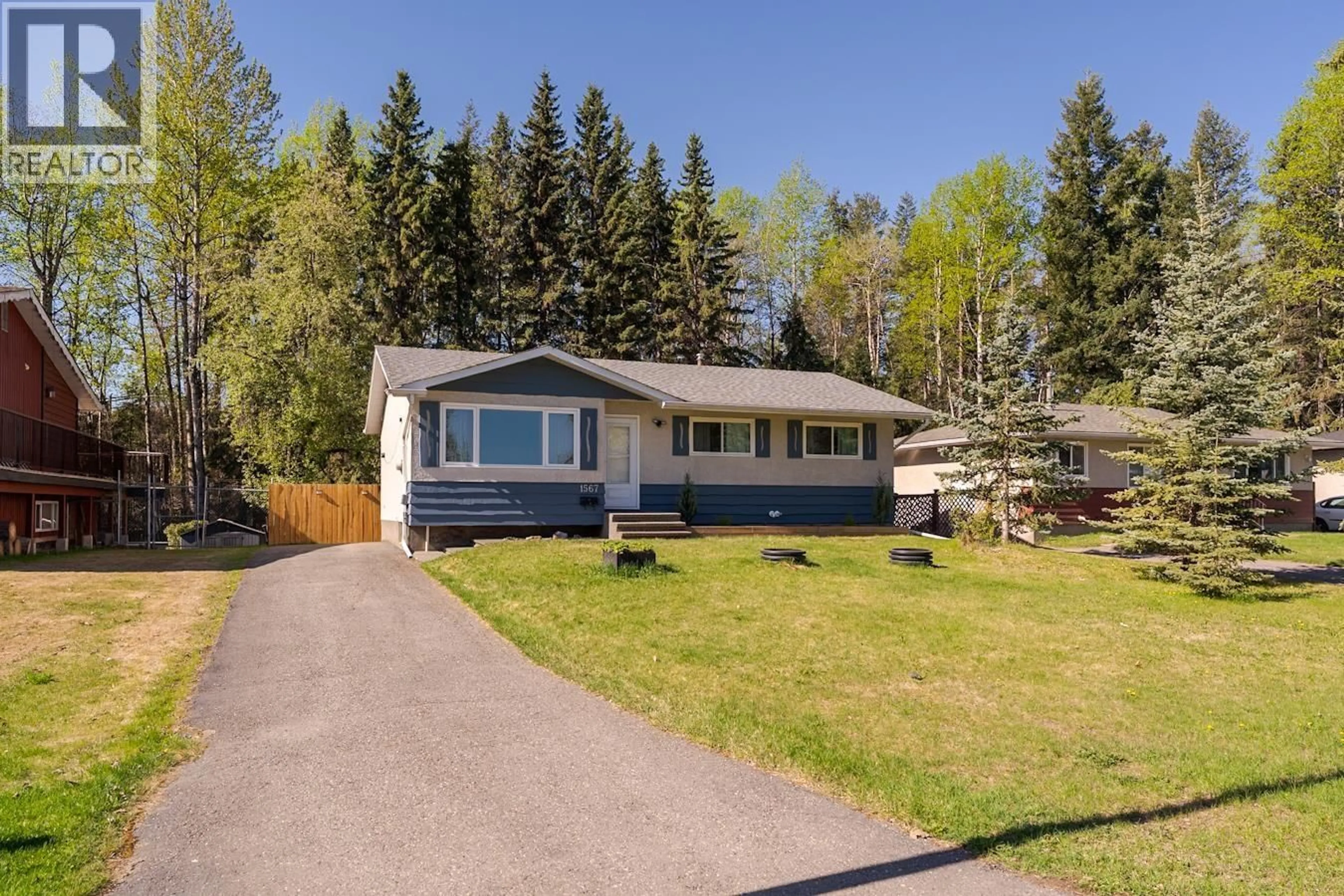 A pic from outside/outdoor area/front of a property/back of a property/a pic from drone, street for 1567 PEARSON AVENUE, Prince George British Columbia V2L4K7