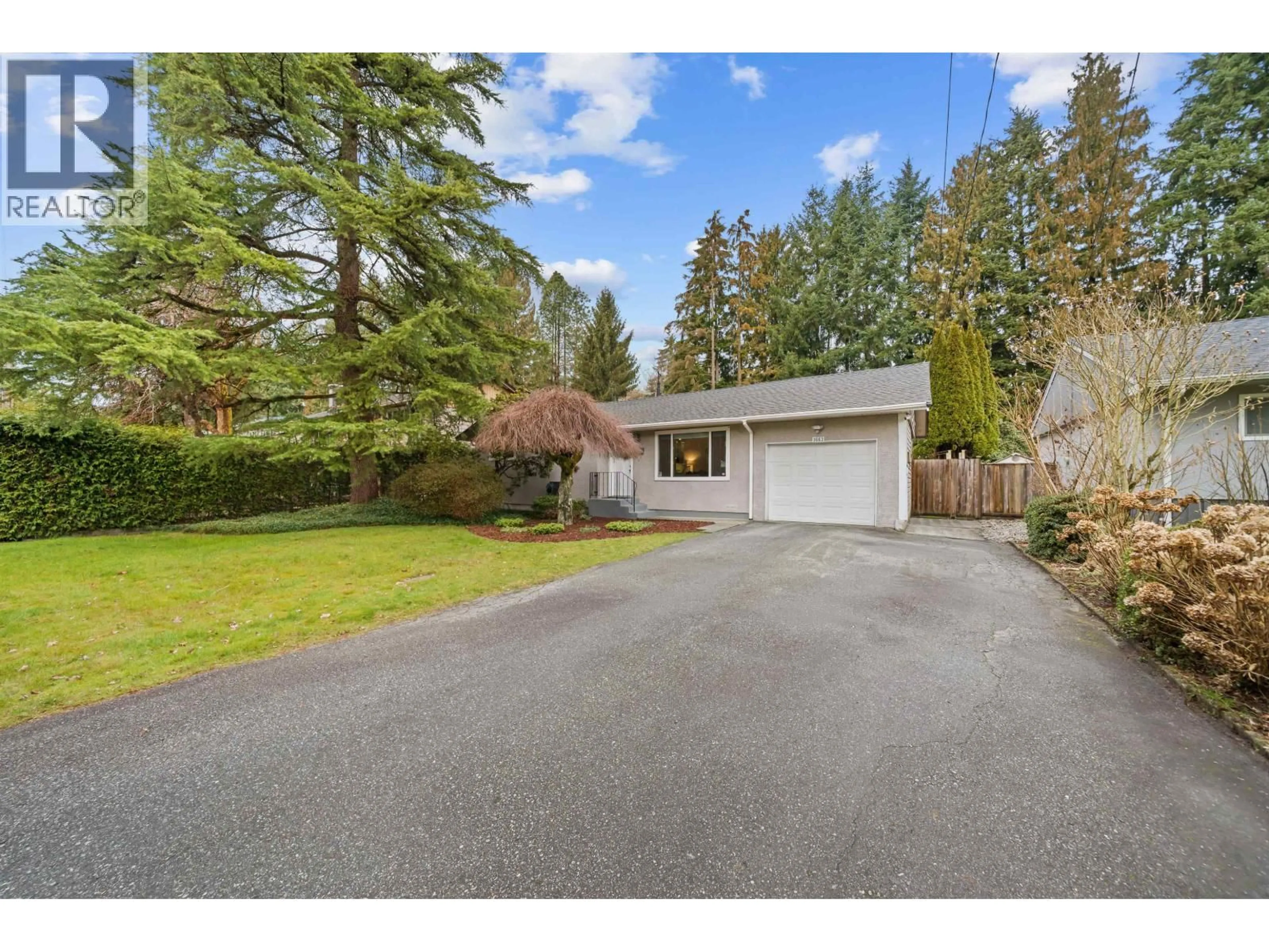 A pic from outside/outdoor area/front of a property/back of a property/a pic from drone, street for 1663 ROBERTSON AVENUE, Port Coquitlam British Columbia V3B1C9