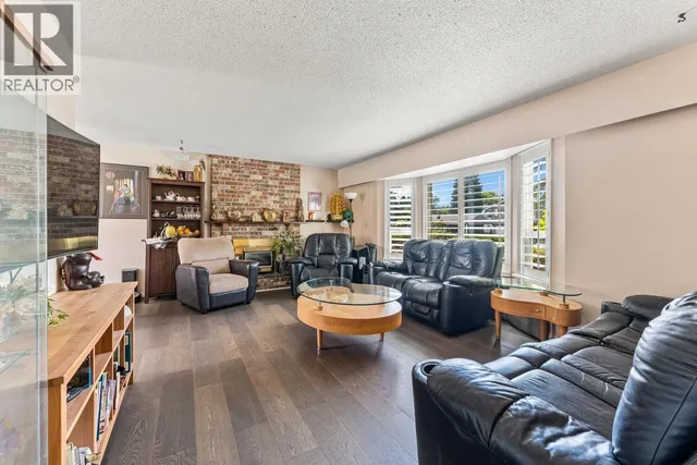5259 OAK PLACE, Delta 4