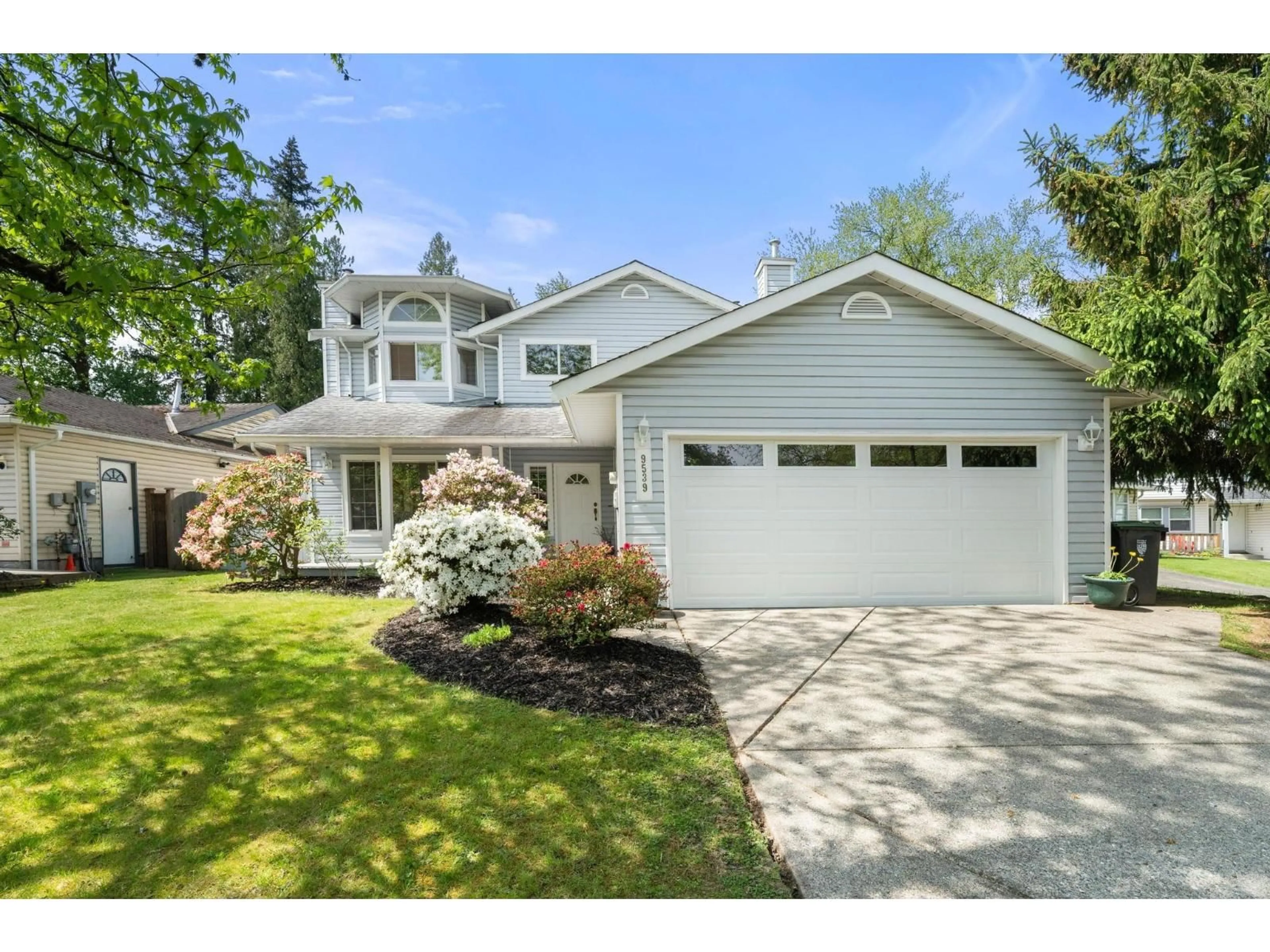 Home with vinyl exterior material, street for 9539 215A STREET, Langley British Columbia V3A6X5