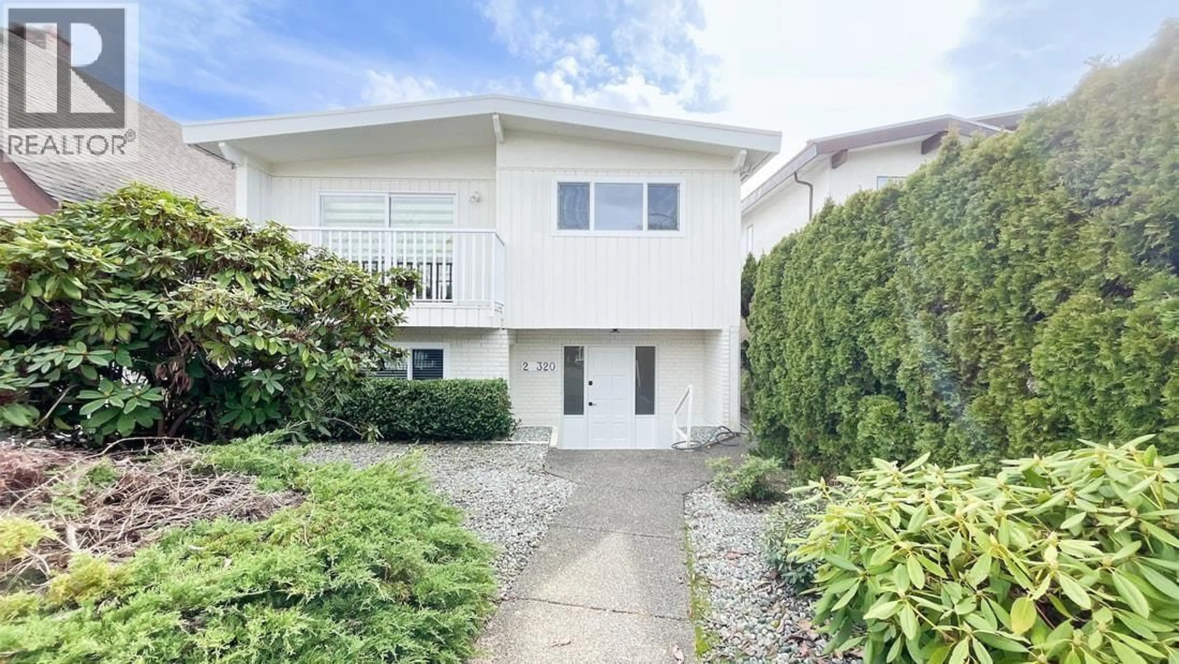 Unknown for 320 57TH AVENUE, Vancouver British Columbia V5X1S7
