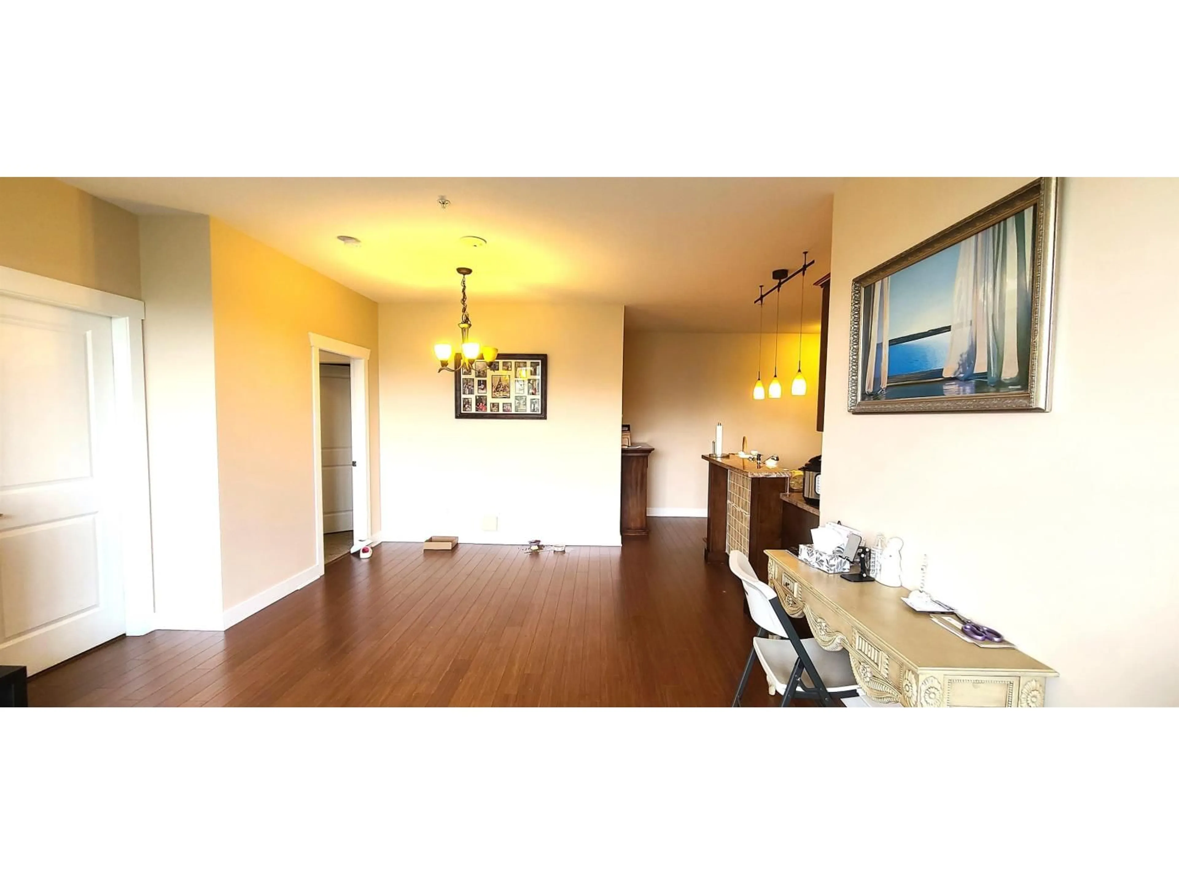Unknown for 518 - 14333 104 AVENUE, Surrey British Columbia V3T0E1