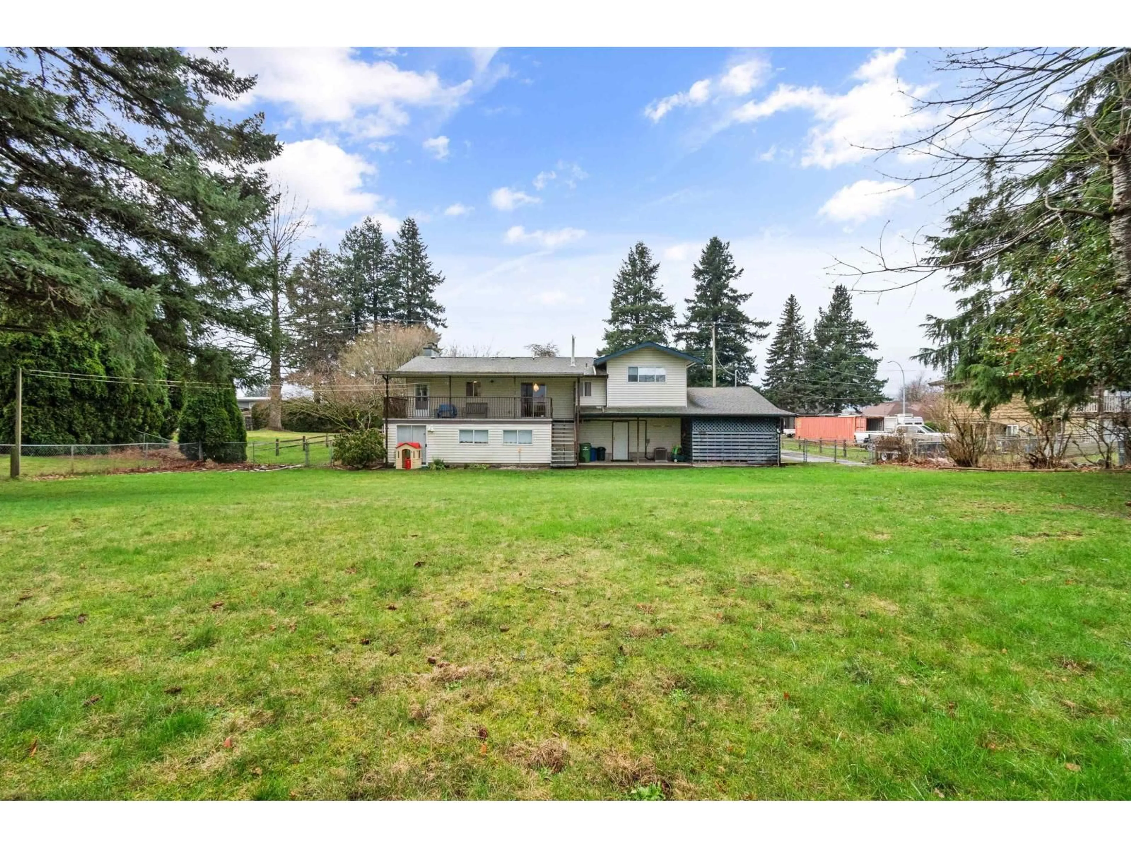 A pic from outside/outdoor area/front of a property/back of a property/a pic from drone, street for 5896 CARTER ROAD, Chilliwack British Columbia V2R3J8