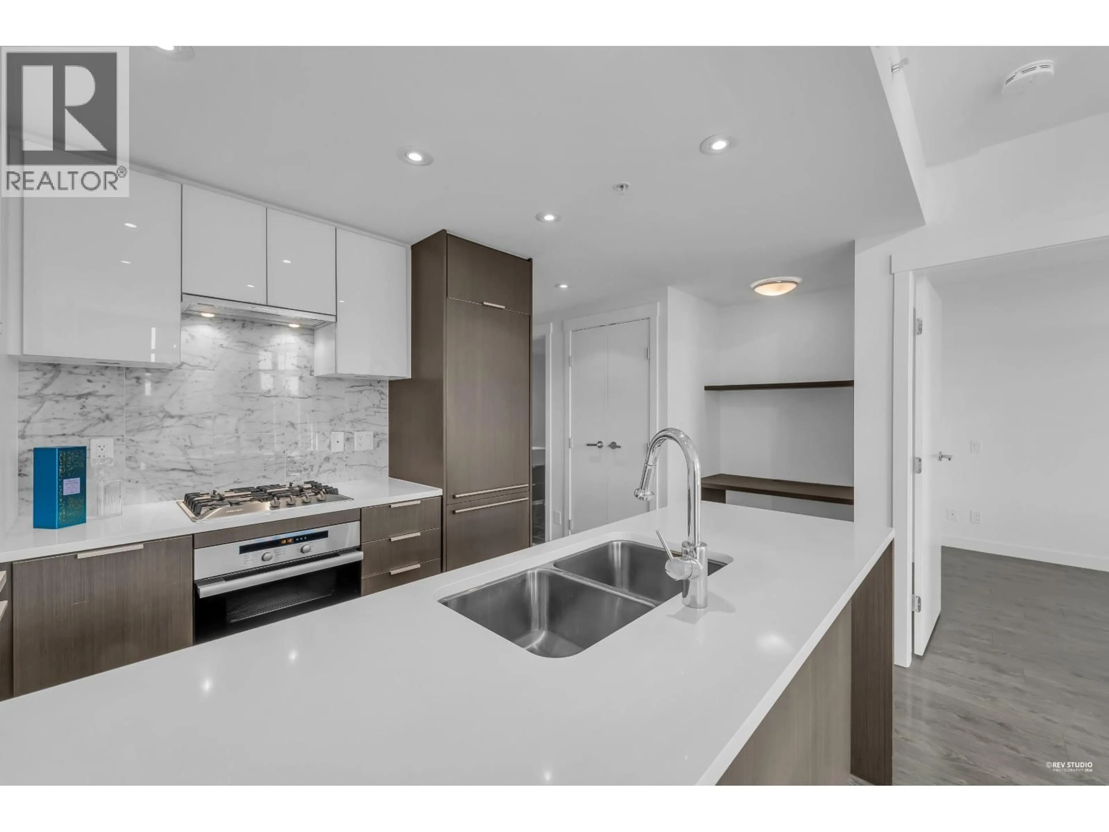 Open concept kitchen, ceramic/tile floor for 1801 - 110 SWITCHMEN STREET, Vancouver British Columbia V6A0C6