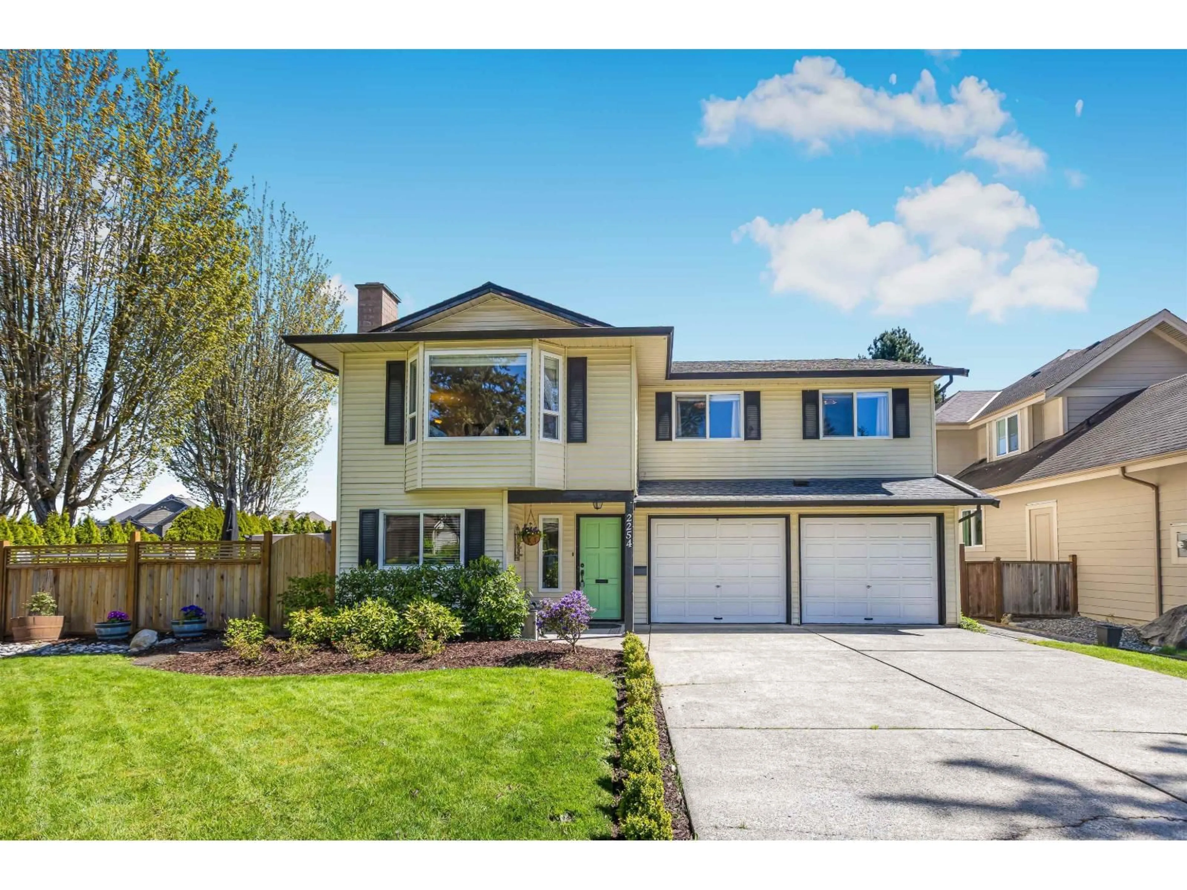 Home with vinyl exterior material, street for 2254 154A STREET, Surrey British Columbia V4A5S9