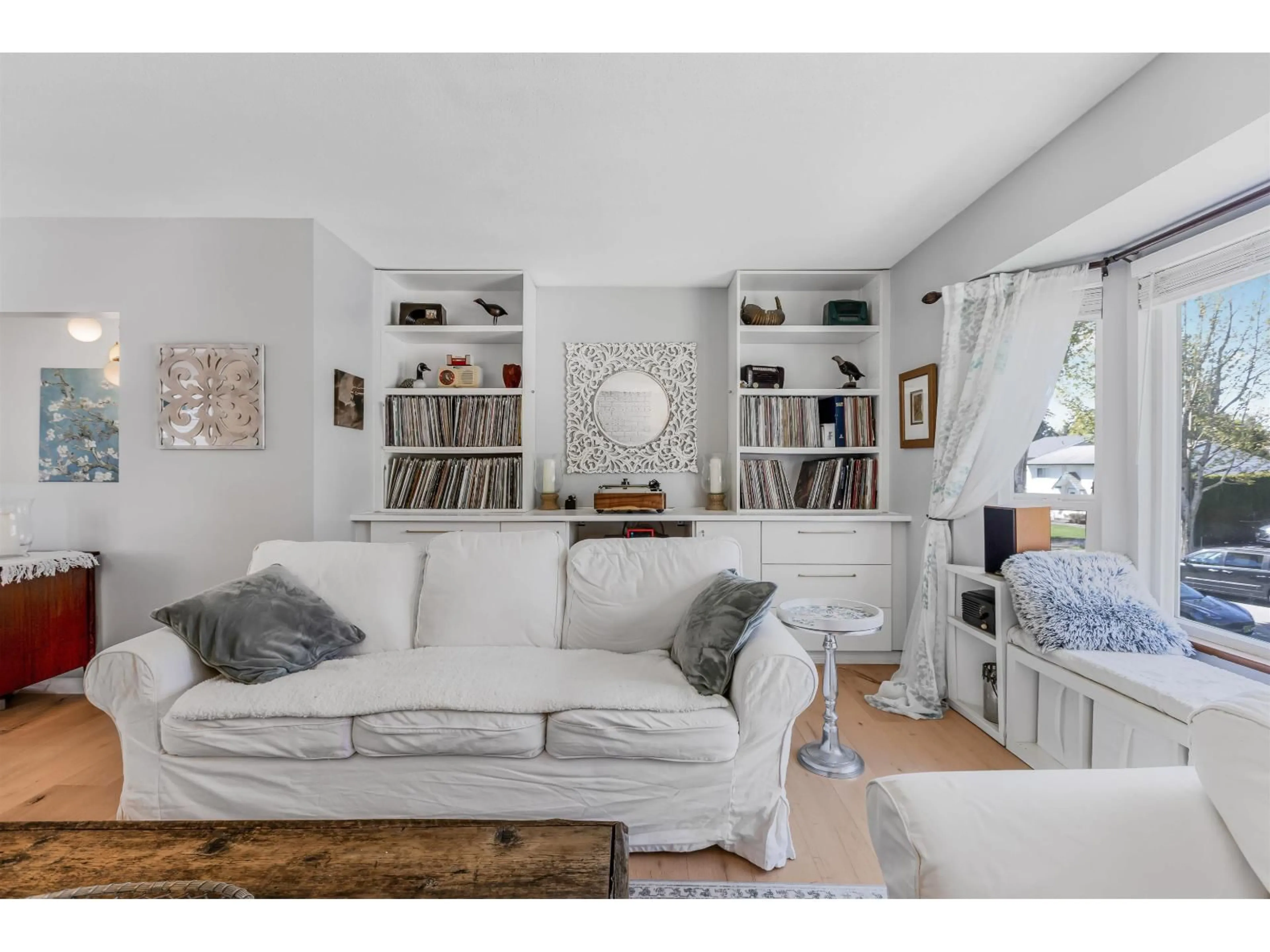 Living room with furniture, unknown for 2254 154A STREET, Surrey British Columbia V4A5S9