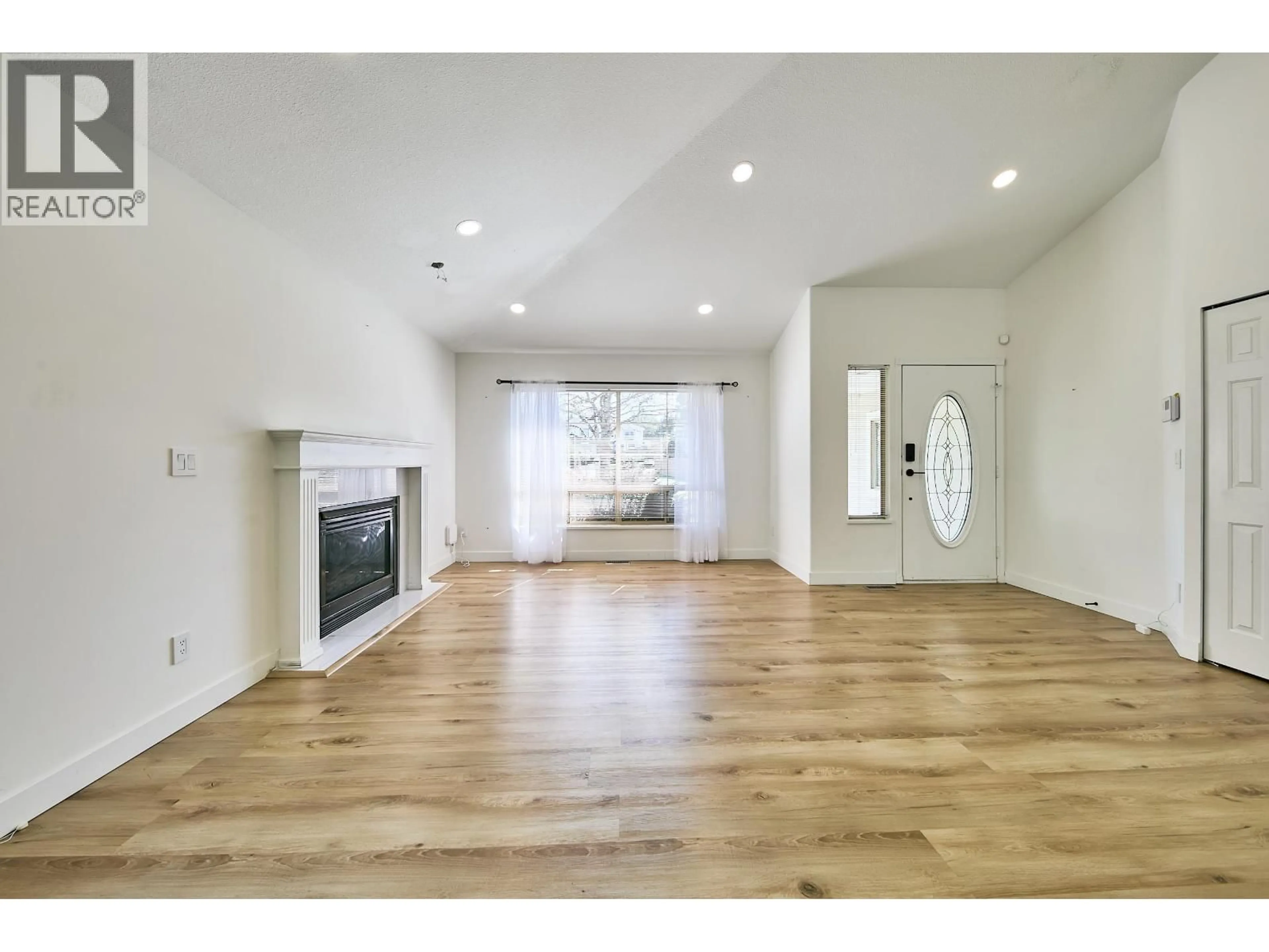 A pic of a room for 23015 124B AVENUE, Maple Ridge British Columbia V2X0X2