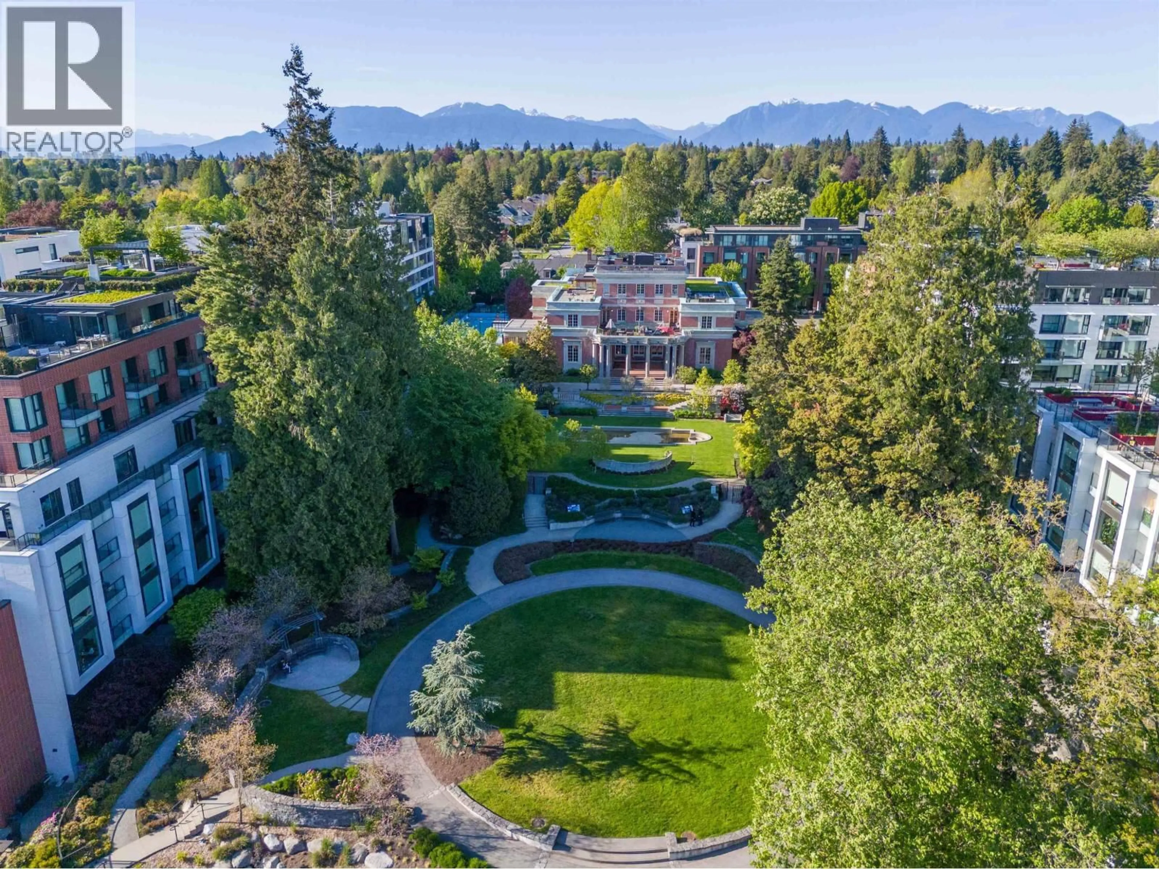 A pic from outside/outdoor area/front of a property/back of a property/a pic from drone, mountain view for 1512 ATLAS LANE, Vancouver British Columbia V6P0E1