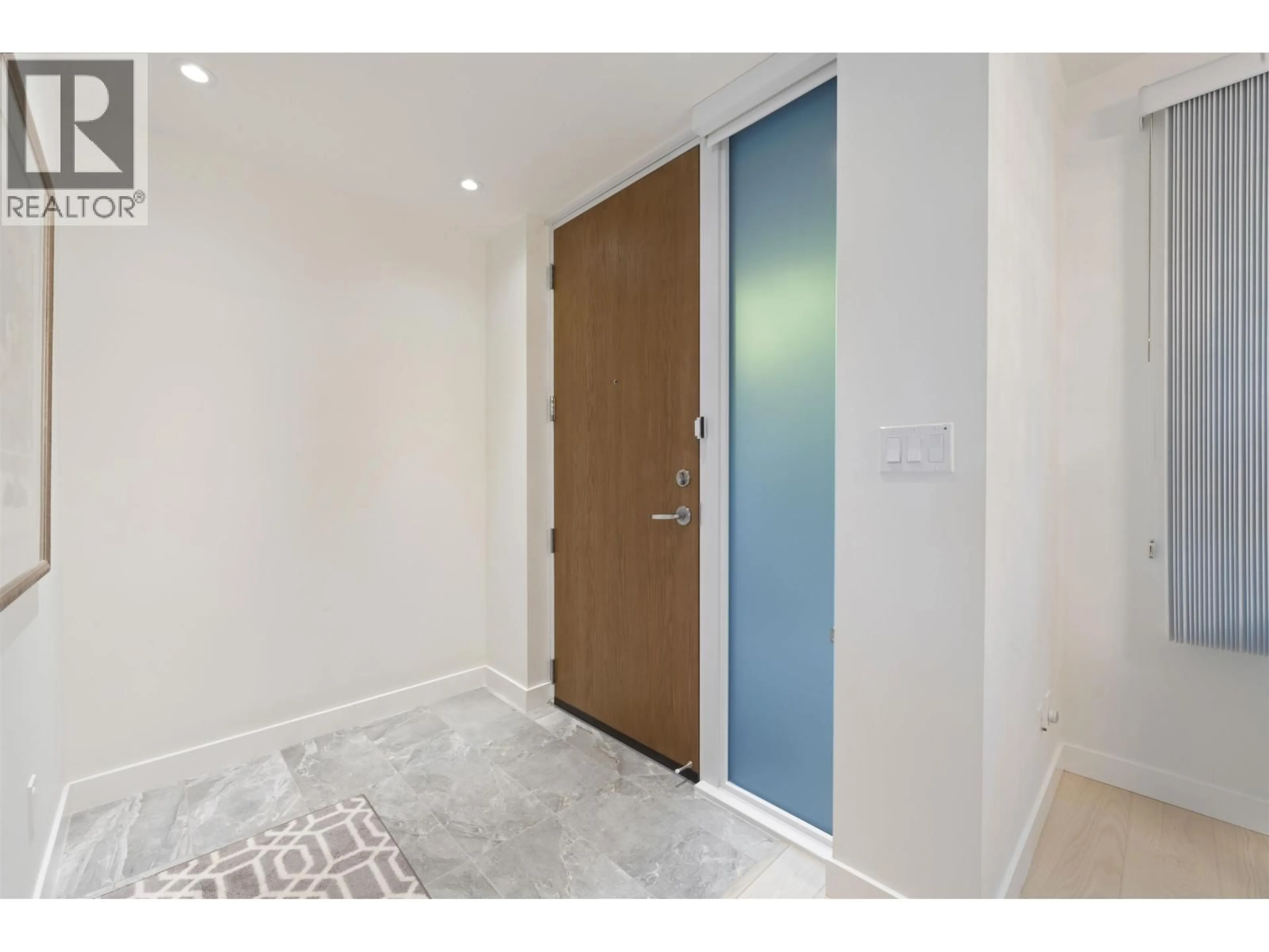 Indoor entryway for 1512 ATLAS LANE, Vancouver British Columbia V6P0E1