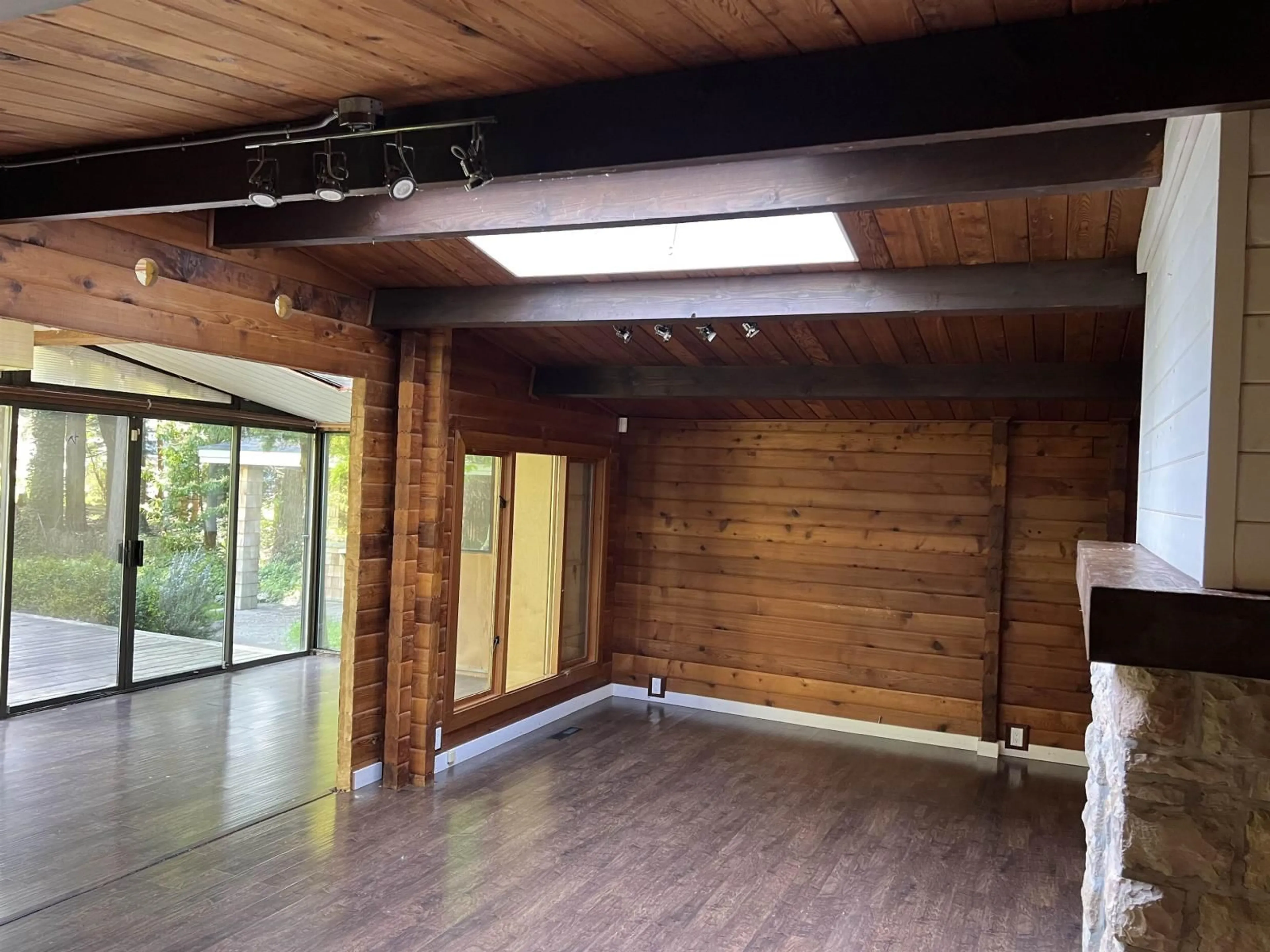 Unknown for 12564 24 AVENUE, Surrey British Columbia V4A2E4