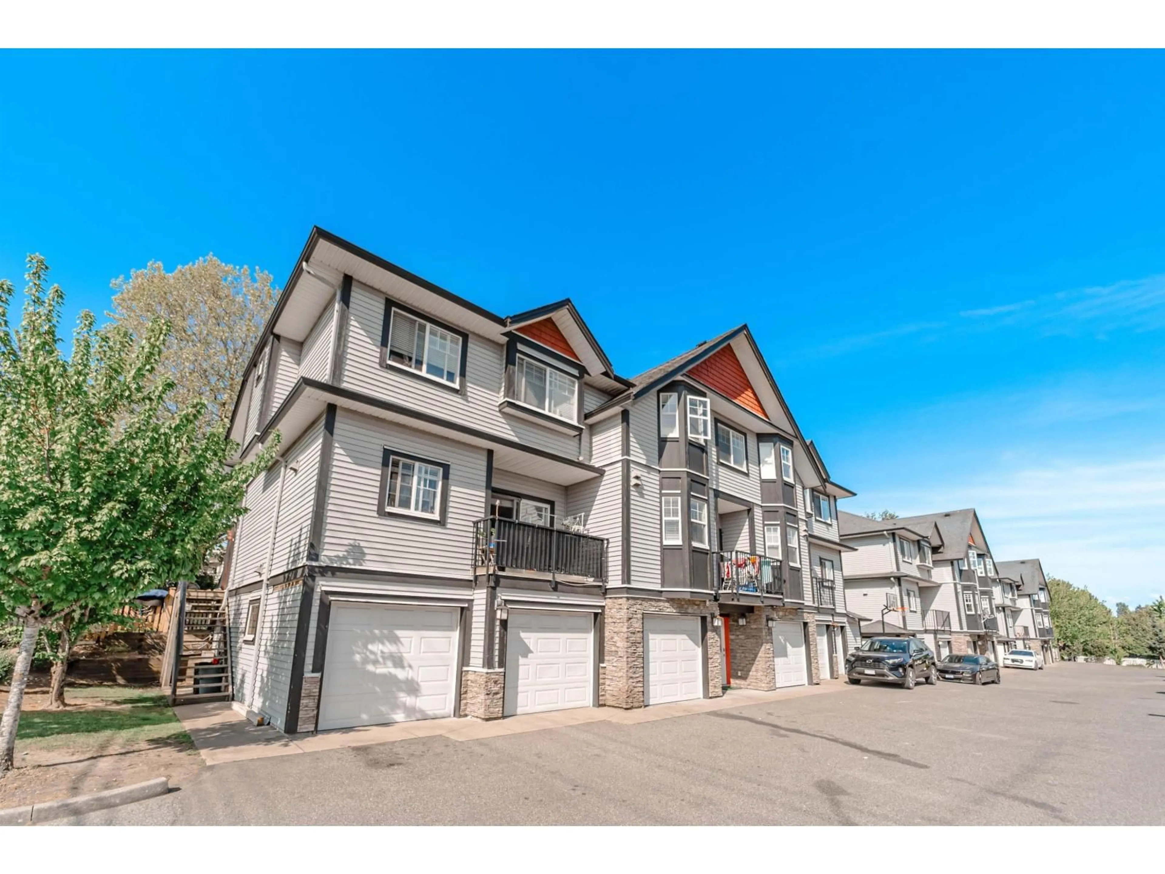A pic from outside/outdoor area/front of a property/back of a property/a pic from drone, unknown for 2 - 31235 UPPER MACLURE ROAD, Abbotsford British Columbia V2T5N4