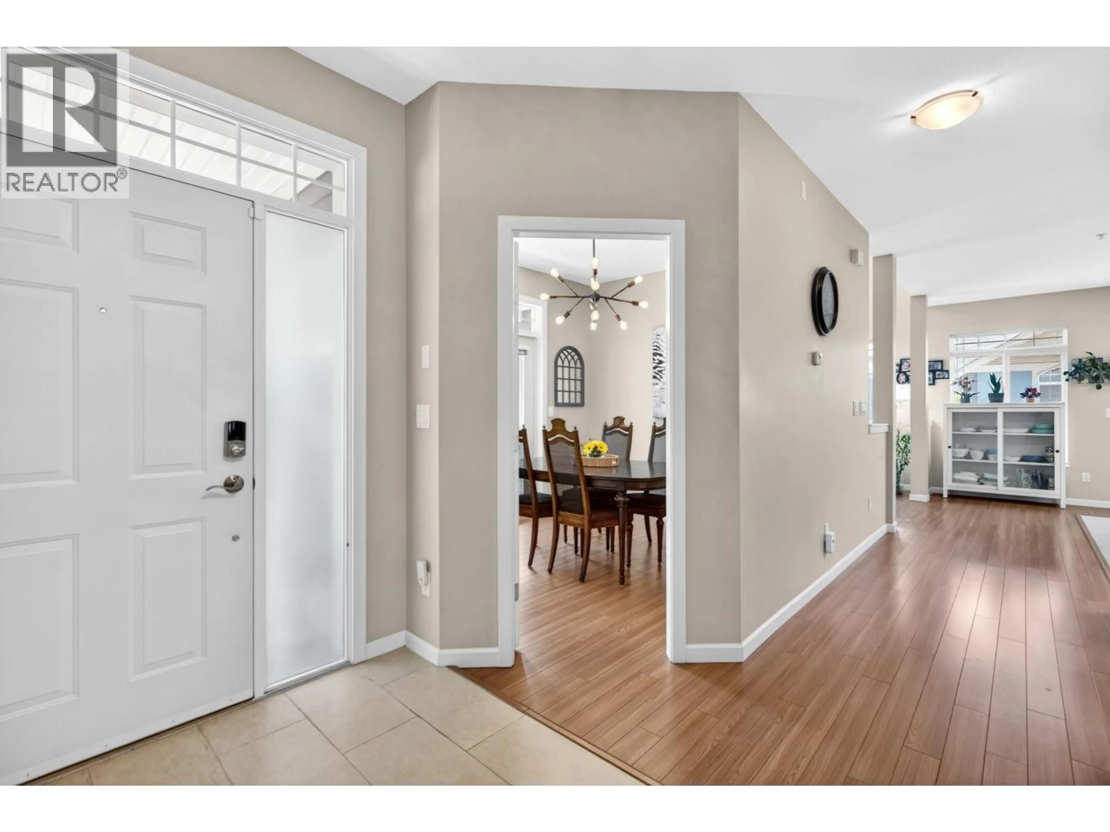 Indoor entryway for 10131 241A STREET, Maple Ridge British Columbia V2W0E6