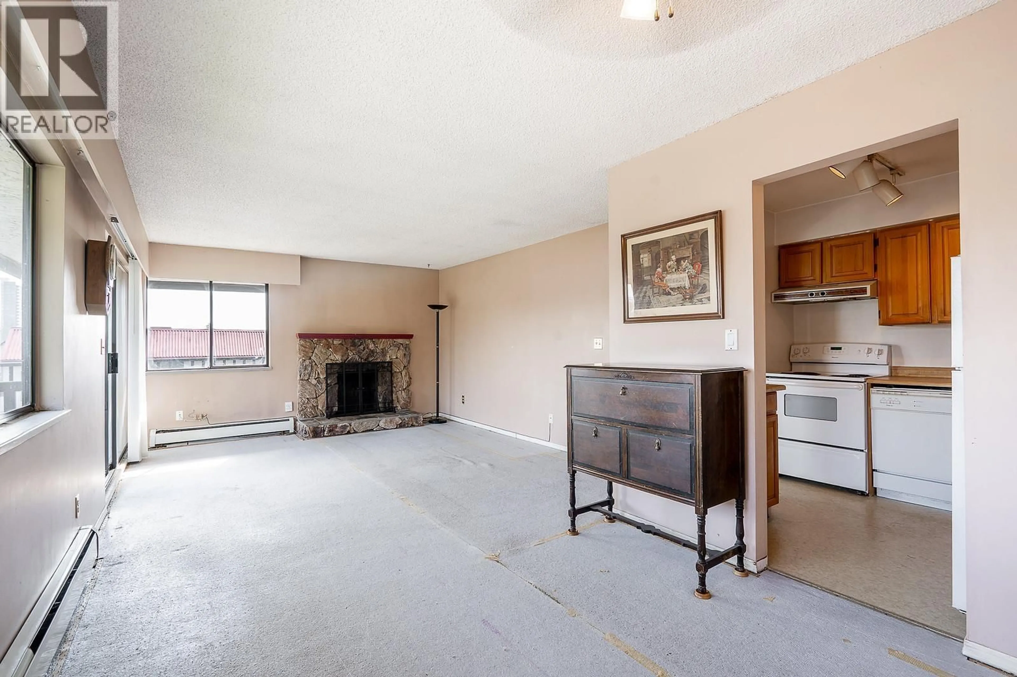 A pic of a room for 310 - 316 CEDAR STREET, New Westminster British Columbia V3L3P1