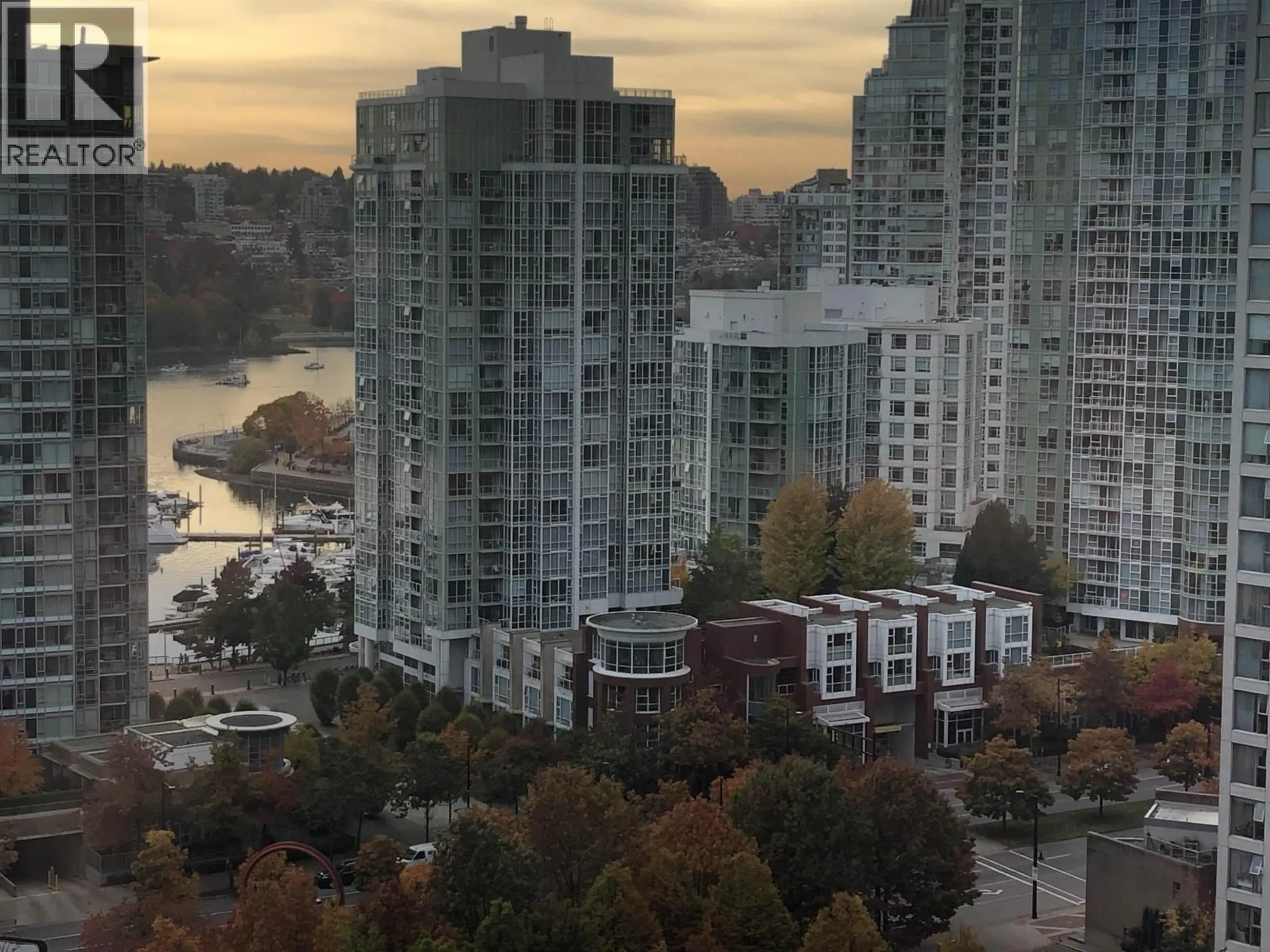 Blurry image for 2201 - 939 EXPO BOULEVARD, Vancouver British Columbia V6Z3G7