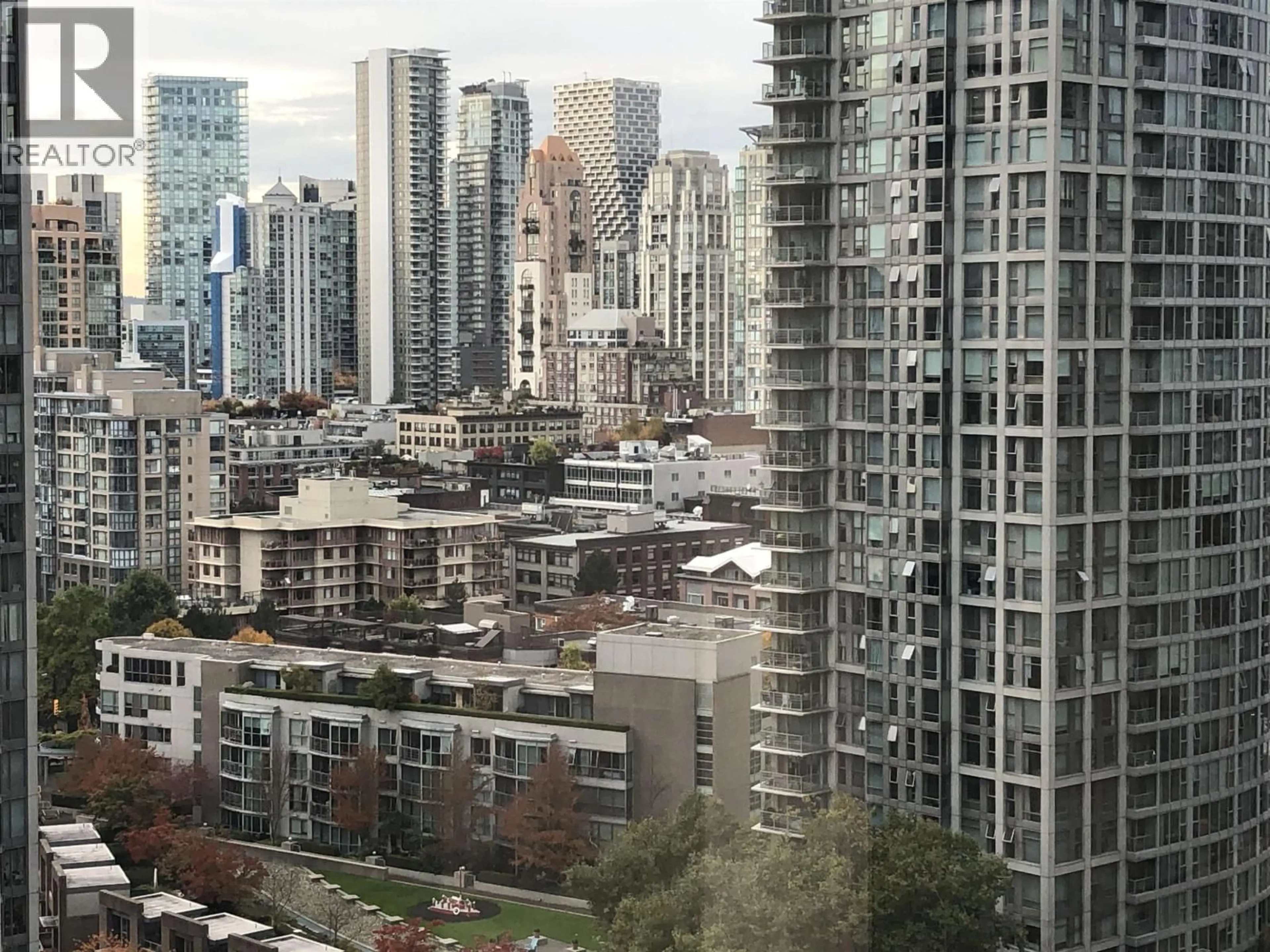 Blurry image for 2201 - 939 EXPO BOULEVARD, Vancouver British Columbia V6Z3G7