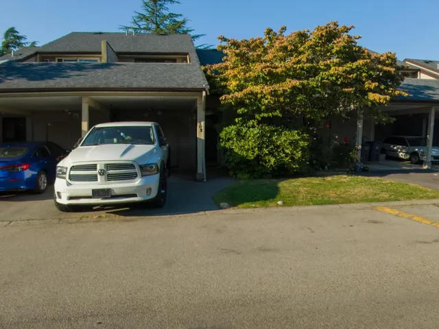 702 - 9270 122 STREET, Surrey 3