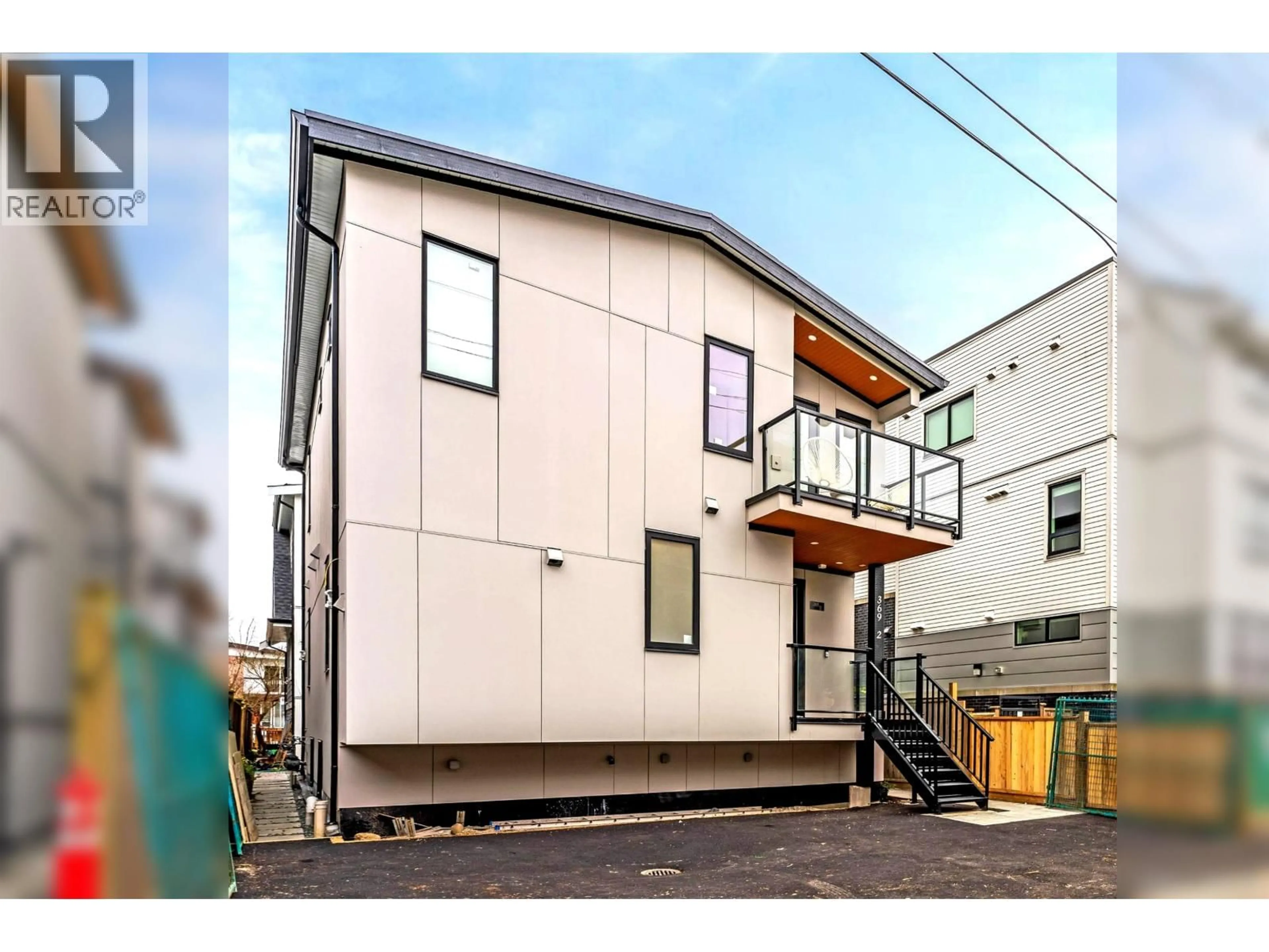Home with vinyl exterior material, street for 2 - 369 16TH AVENUE, Vancouver British Columbia V5T2T7