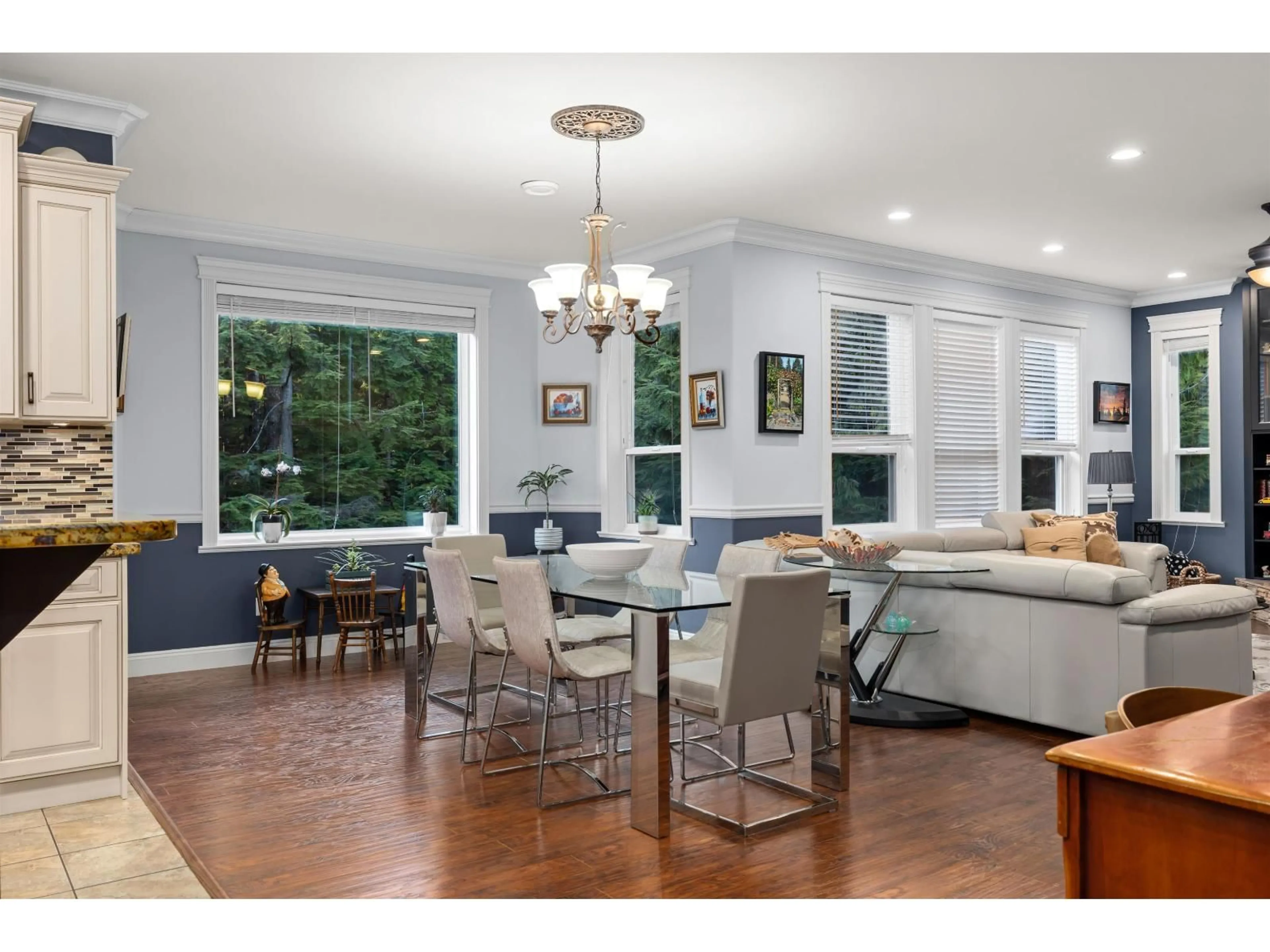 Dining room, wood/laminate floor for 12483 POWELL STREET, Mission British Columbia V4S1C1