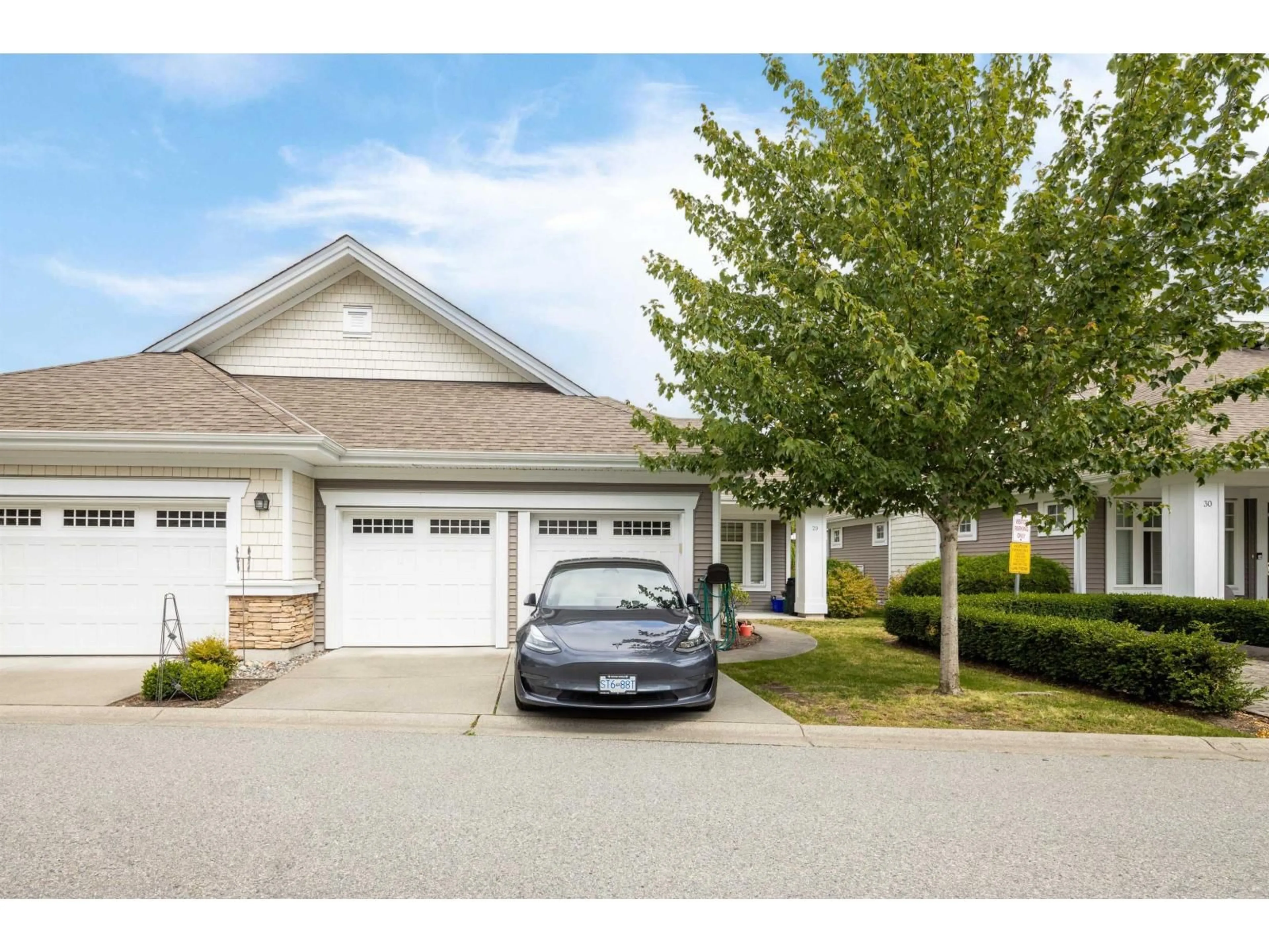 Indoor garage for 29 - 10500 DELSOM CRESCENT, Delta British Columbia V4C0C3