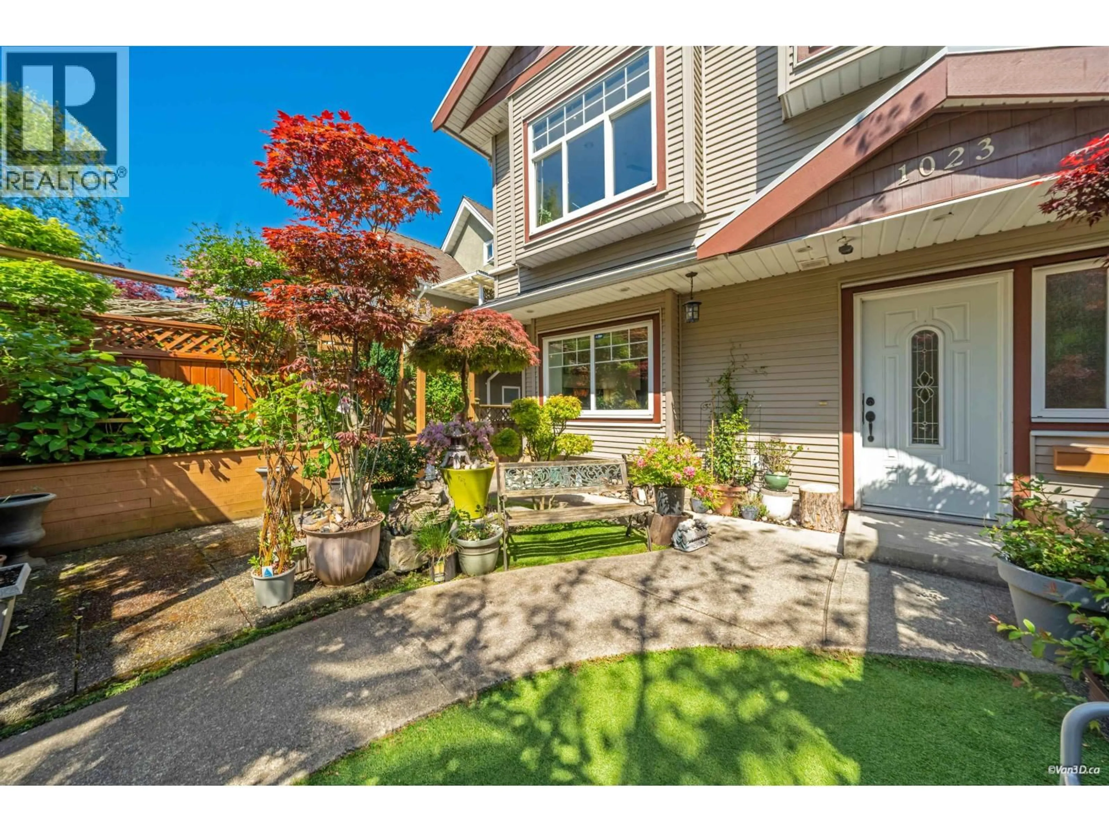 Unknown for 1023 8TH AVENUE, Vancouver British Columbia V5T1V1