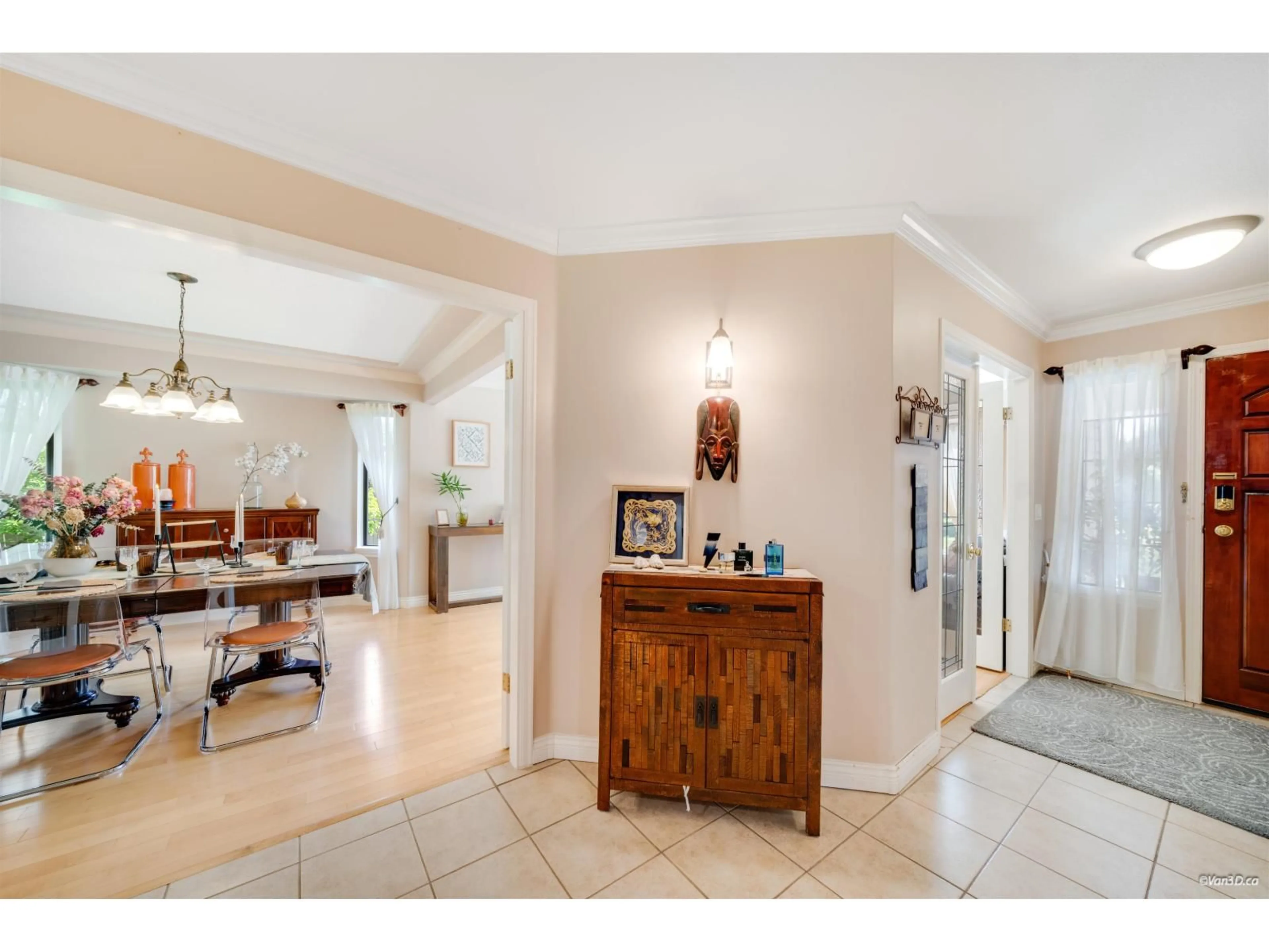 Unknown for 14937 20A AVENUE, Surrey British Columbia V4A8G1