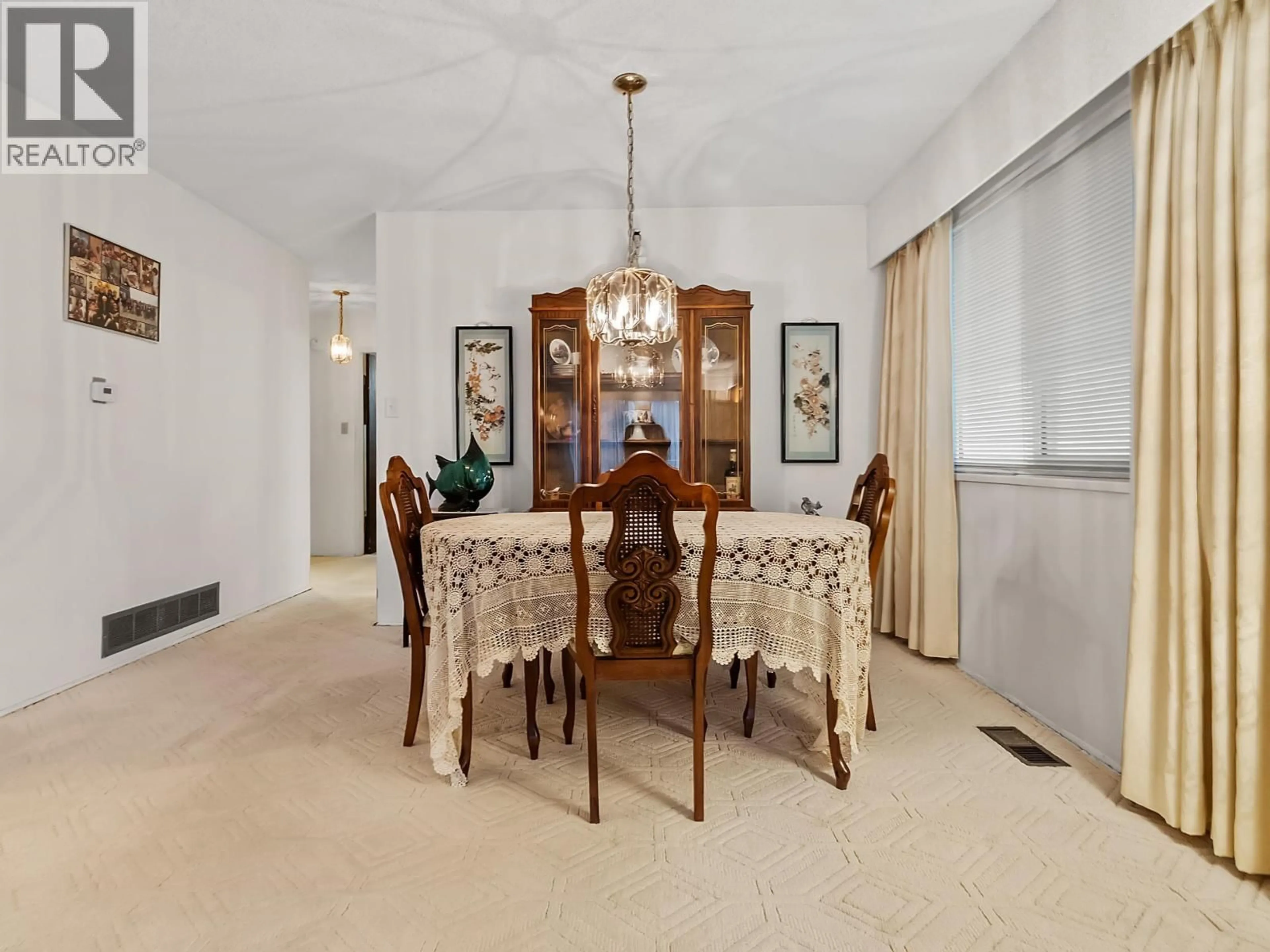 Dining room, ceramic/tile floor for 352 38TH AVENUE, Vancouver British Columbia V5W1H6