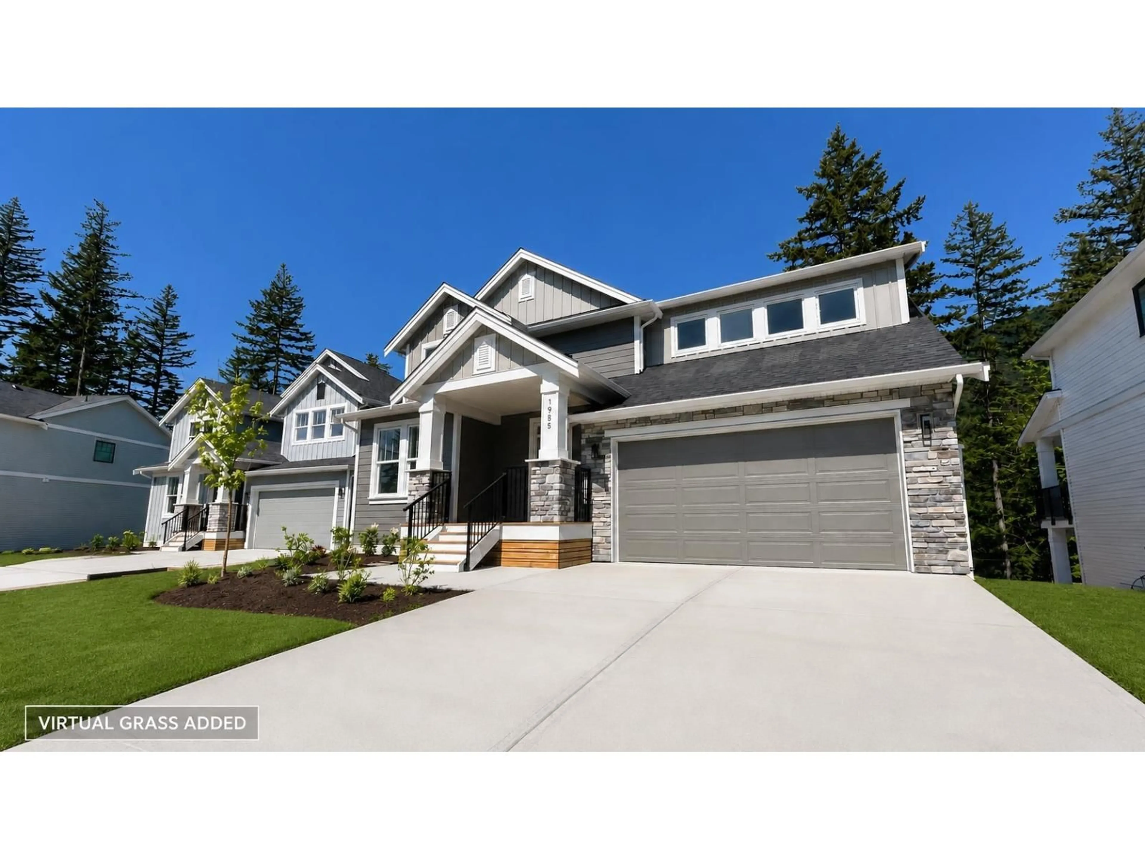 Home with vinyl exterior material, street for 1985 SPARROW HAWK PLACE, Agassiz British Columbia V0M1A1