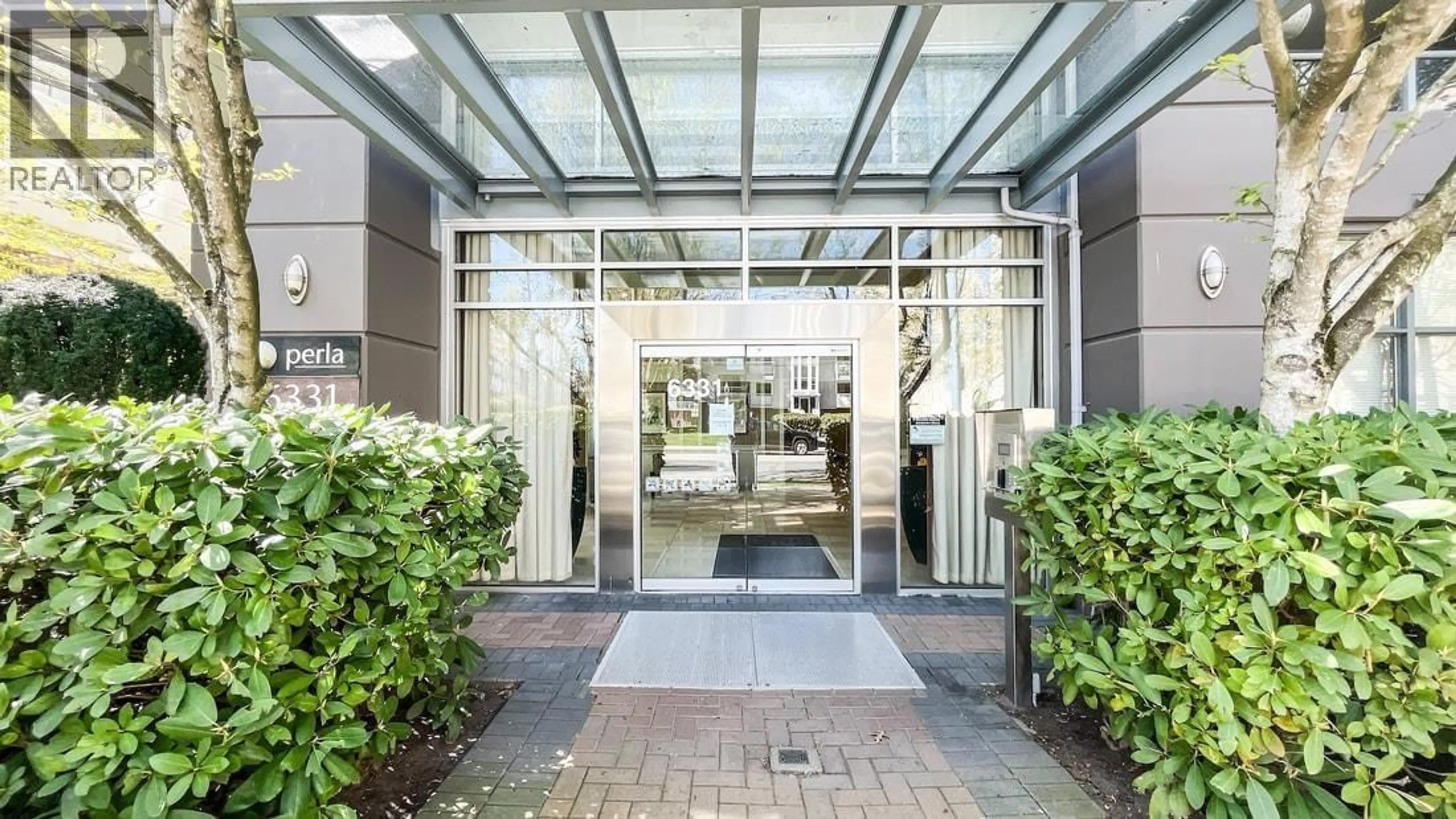 Indoor foyer for 1106 - 6331 BUSWELL STREET, Richmond British Columbia V6Y4H2