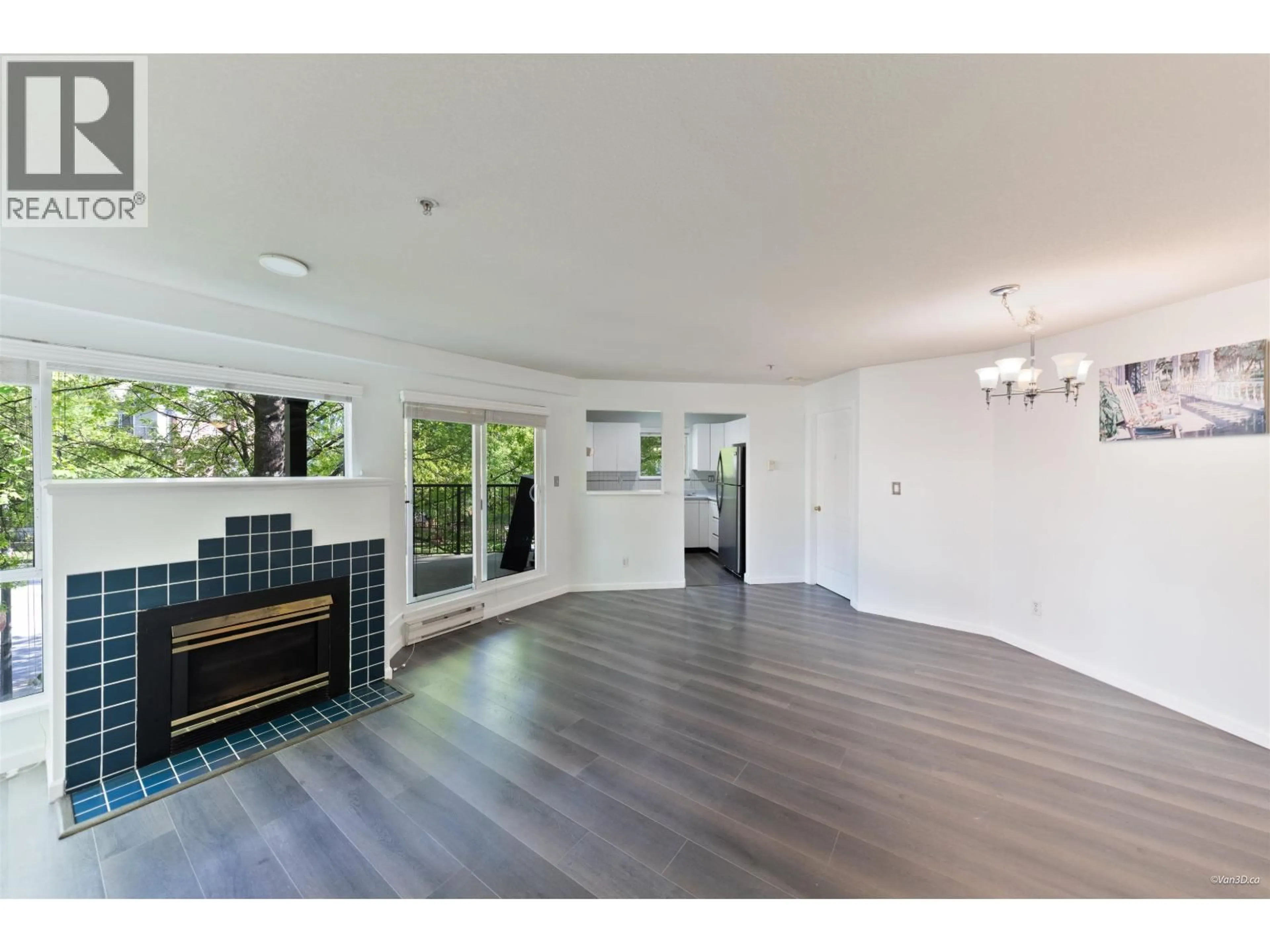 Unknown for 214 - 2401 HAWTHORNE AVENUE, Port Coquitlam British Columbia V3C6E9